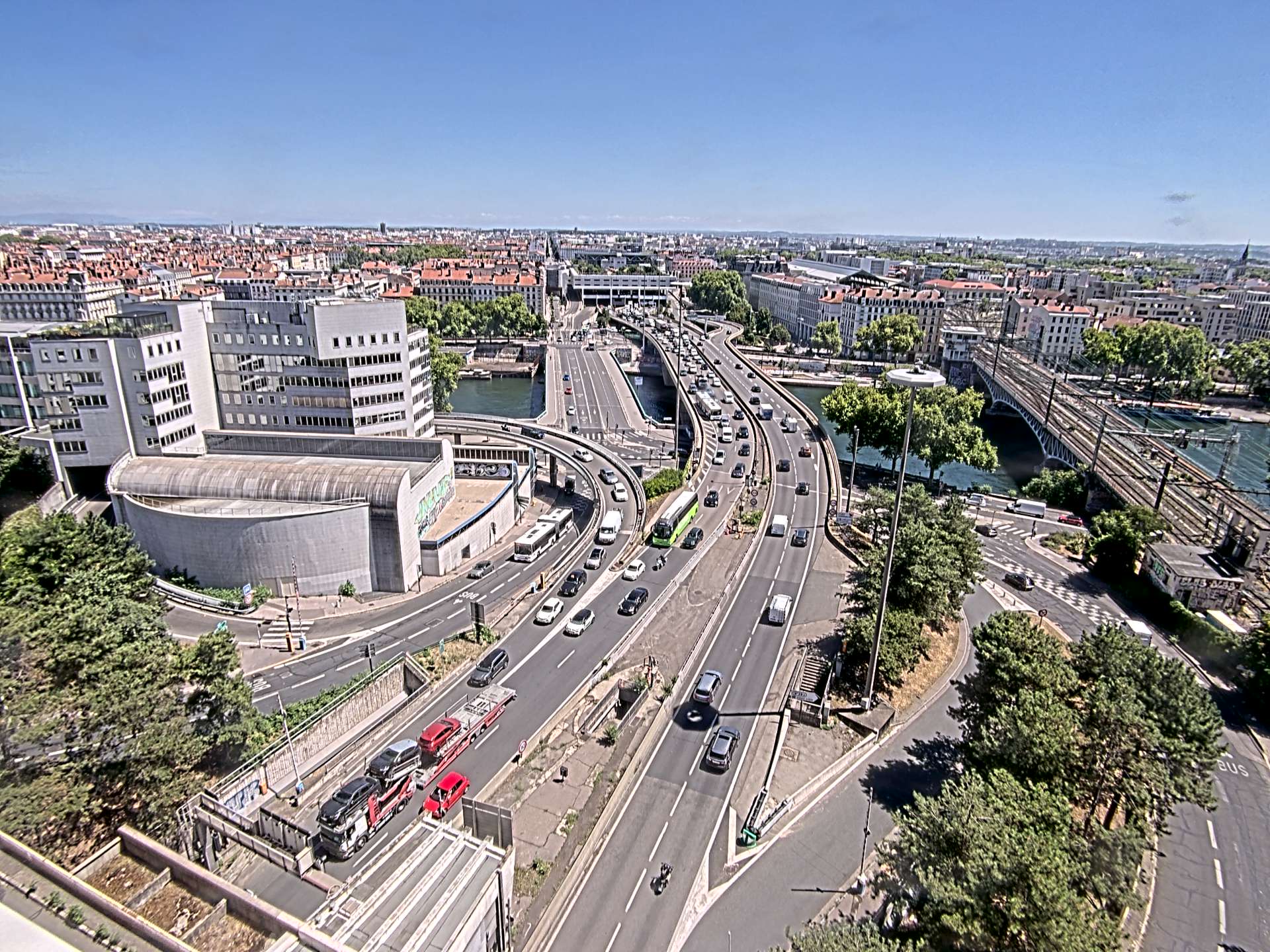 Caméra autoroute à Lyon Perrache à l'entrée Sud du Tunnel sous Fourvière, en direction de Marseille