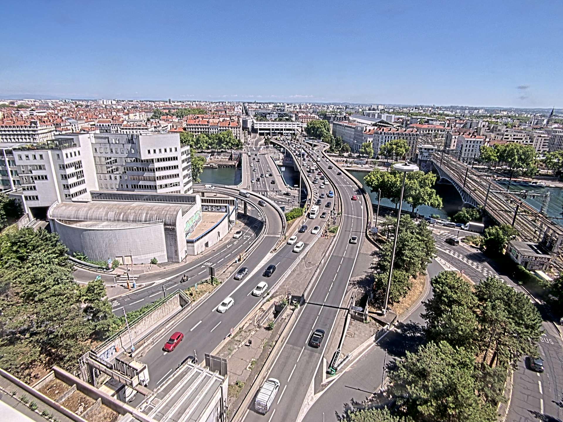Caméra autoroute à Lyon Perrache à l'entrée Sud du Tunnel sous Fourvière, en direction de Marseille