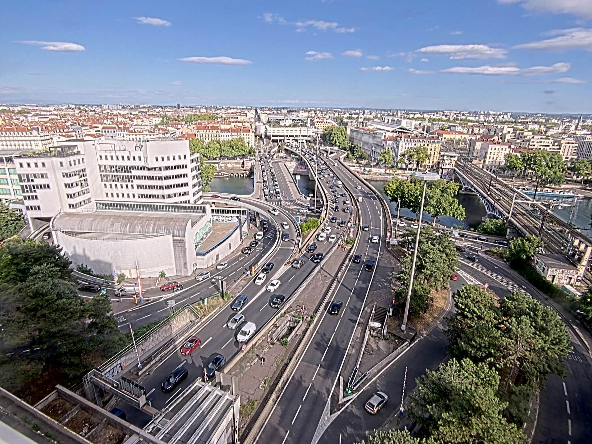 Caméra autoroute à Lyon Perrache à l'entrée Sud du Tunnel sous Fourvière, en direction de Marseille