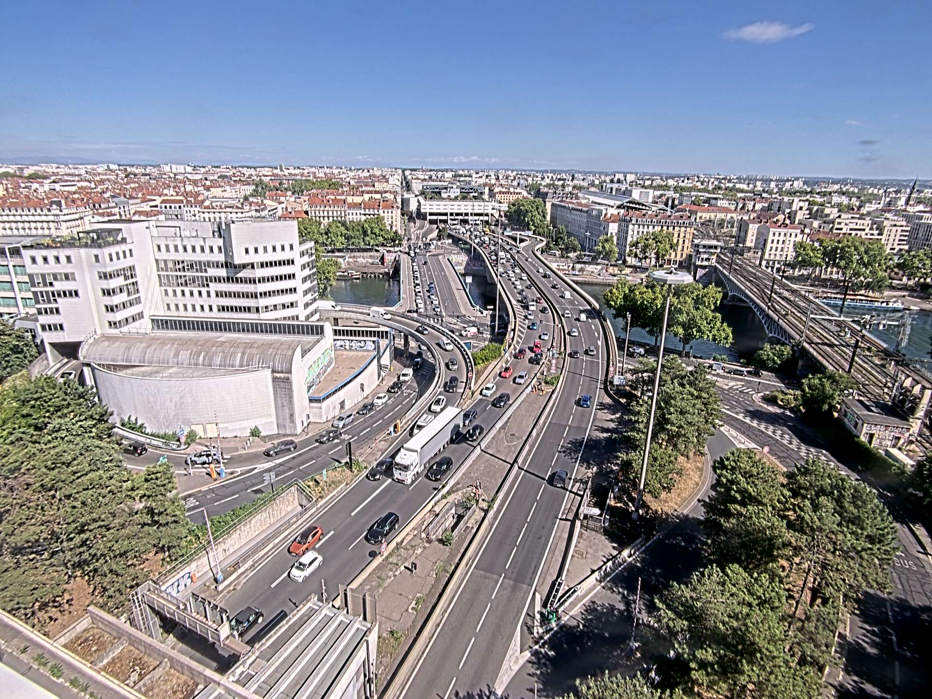 Caméra autoroute à Lyon Perrache à l'entrée Sud du Tunnel sous Fourvière, en direction de Marseille