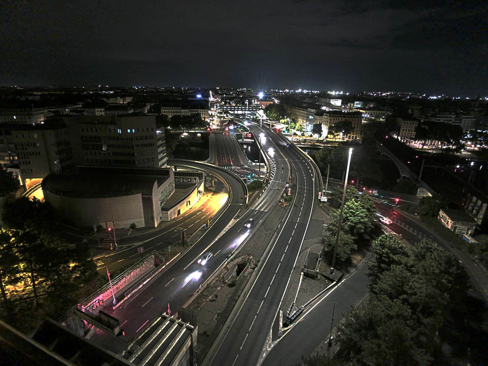 Caméra autoroute à Lyon Perrache à l'entrée Sud du Tunnel sous Fourvière, en direction de Marseille