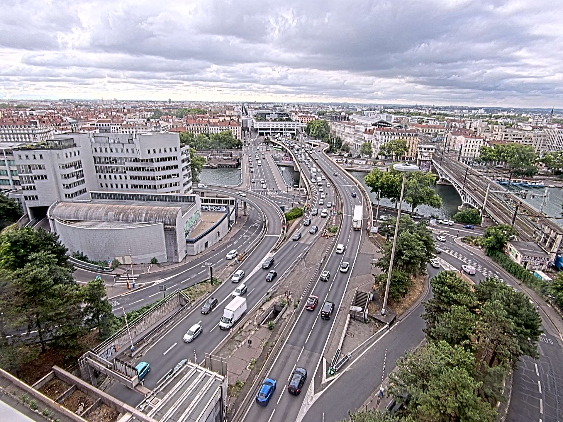 Caméra autoroute à Lyon Perrache à l'entrée Sud du Tunnel sous Fourvière, en direction de Marseille