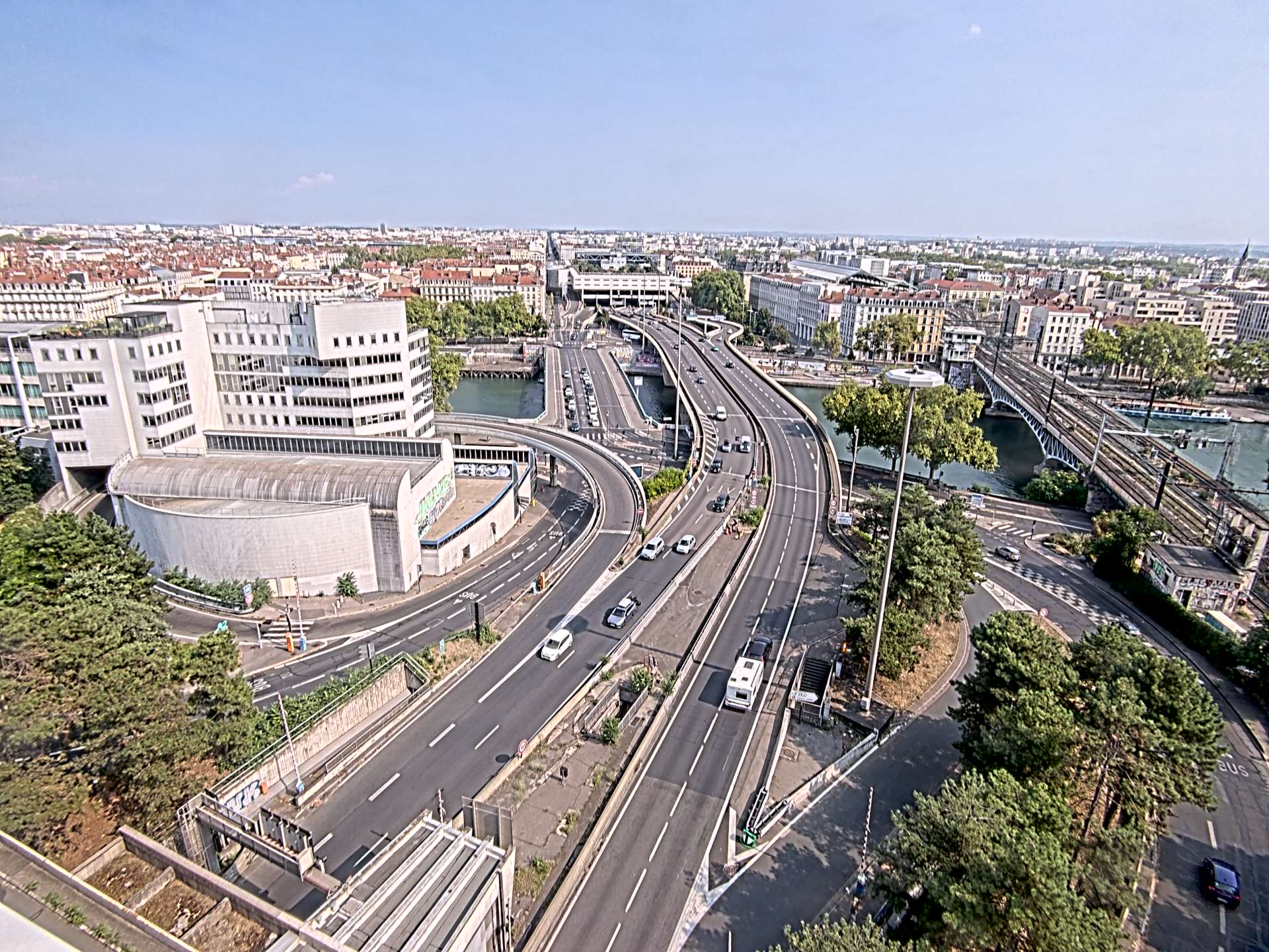 Caméra autoroute à Lyon Perrache à l'entrée Sud du Tunnel sous Fourvière, en direction de Marseille