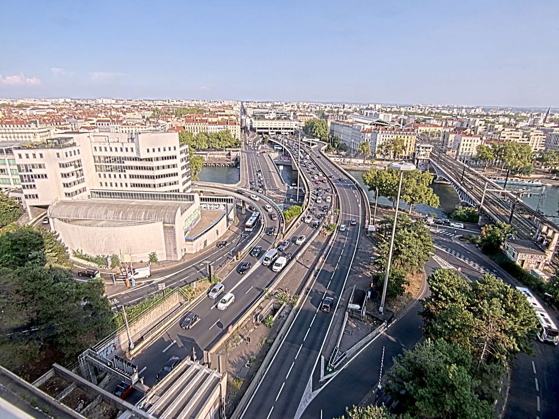 Caméra autoroute à Lyon Perrache à l'entrée Sud du Tunnel sous Fourvière, en direction de Marseille