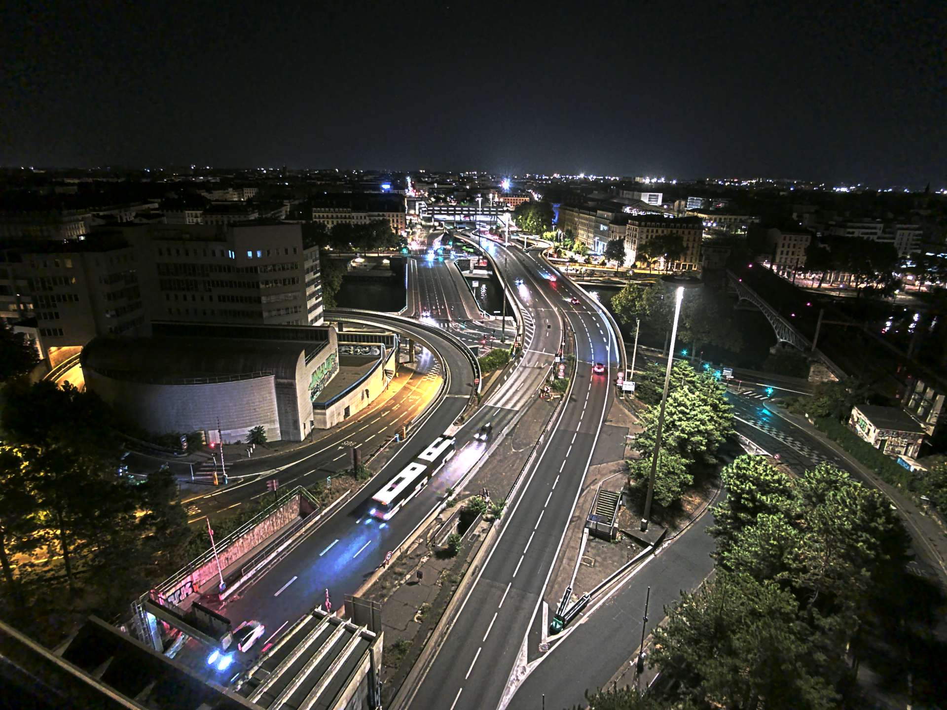 Caméra autoroute à Lyon Perrache à l'entrée Sud du Tunnel sous Fourvière, en direction de Marseille