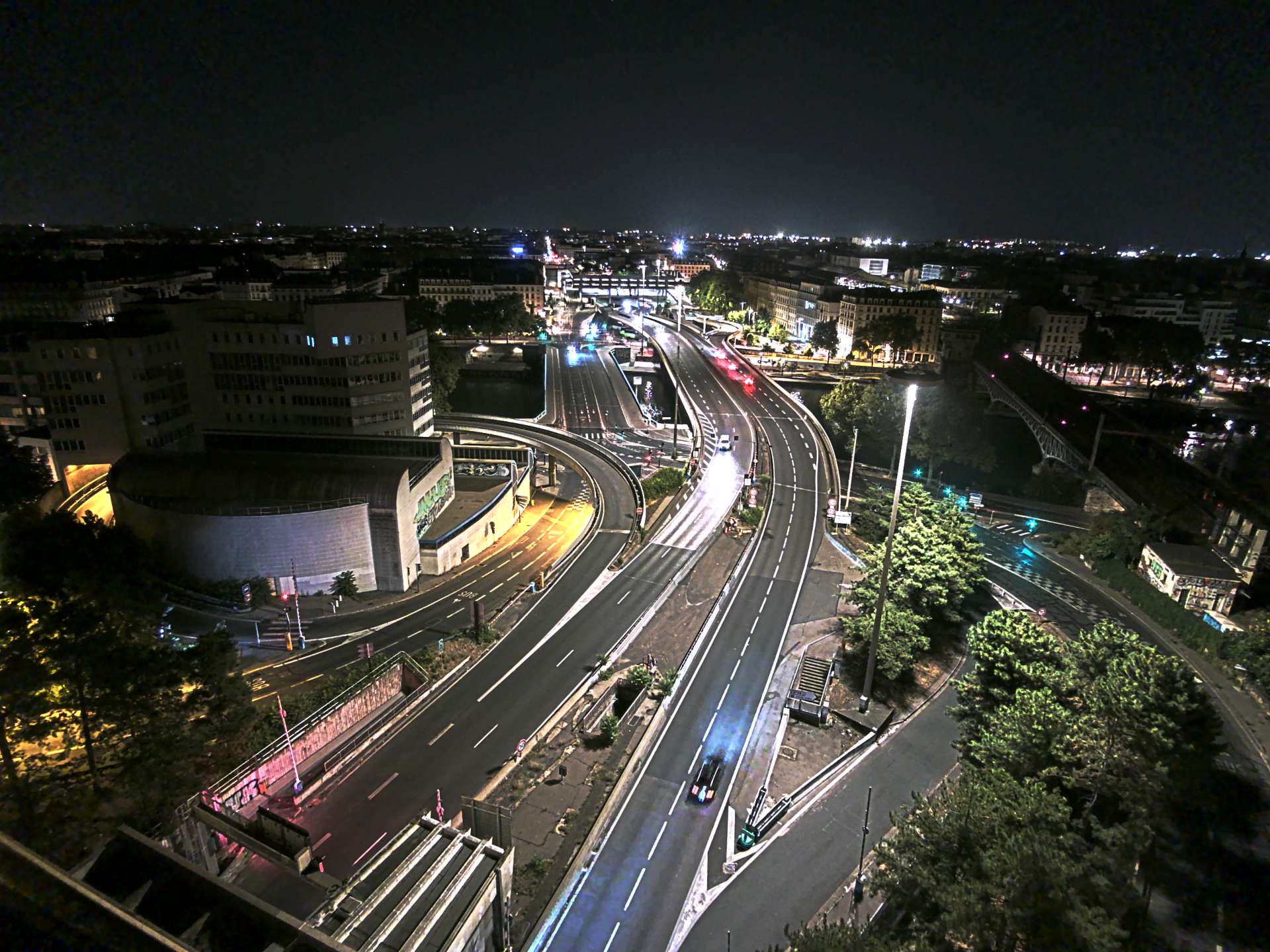 Caméra autoroute à Lyon Perrache à l'entrée Sud du Tunnel sous Fourvière, en direction de Marseille