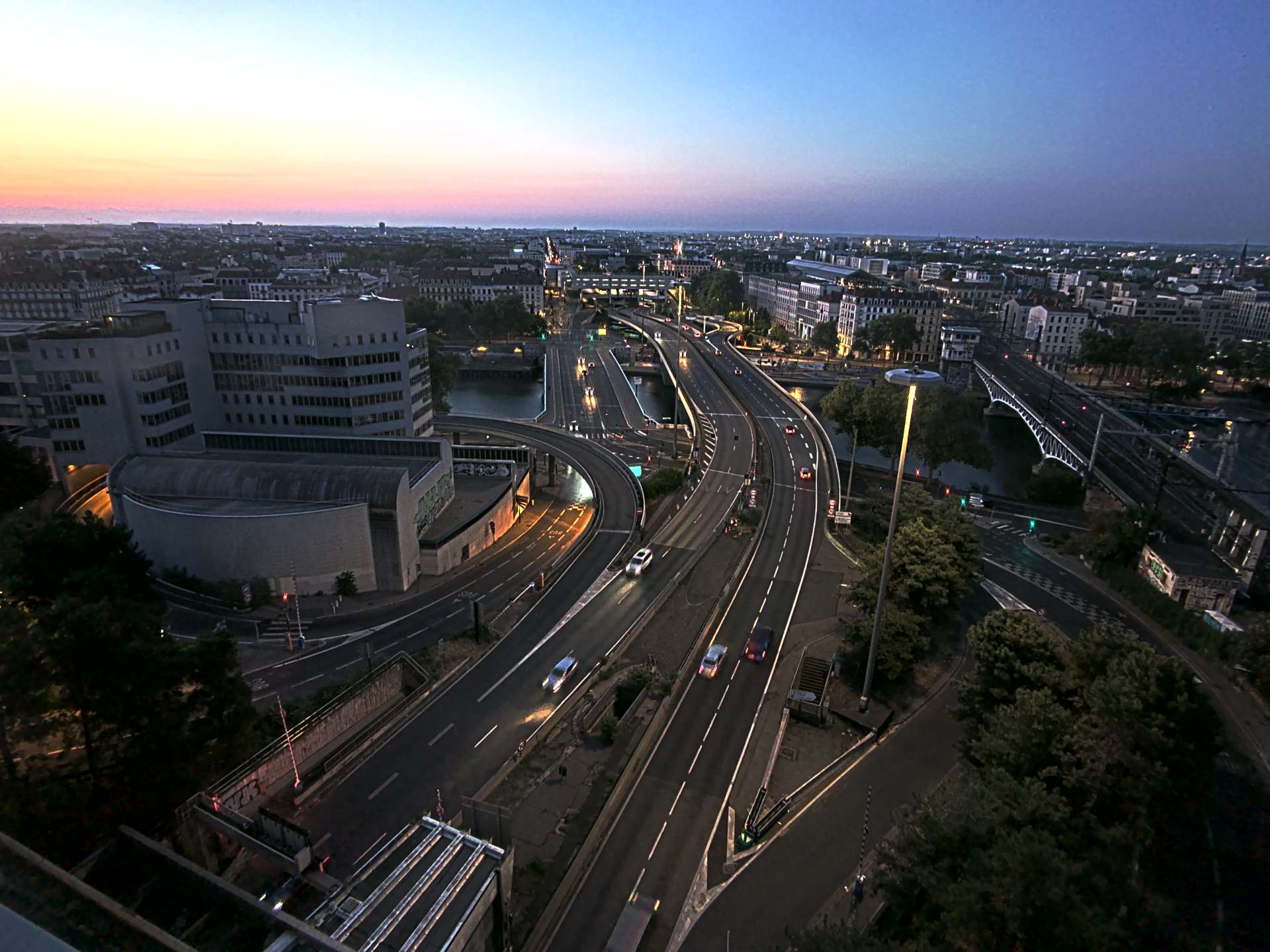 Caméra autoroute à Lyon Perrache à l'entrée Sud du Tunnel sous Fourvière, en direction de Marseille