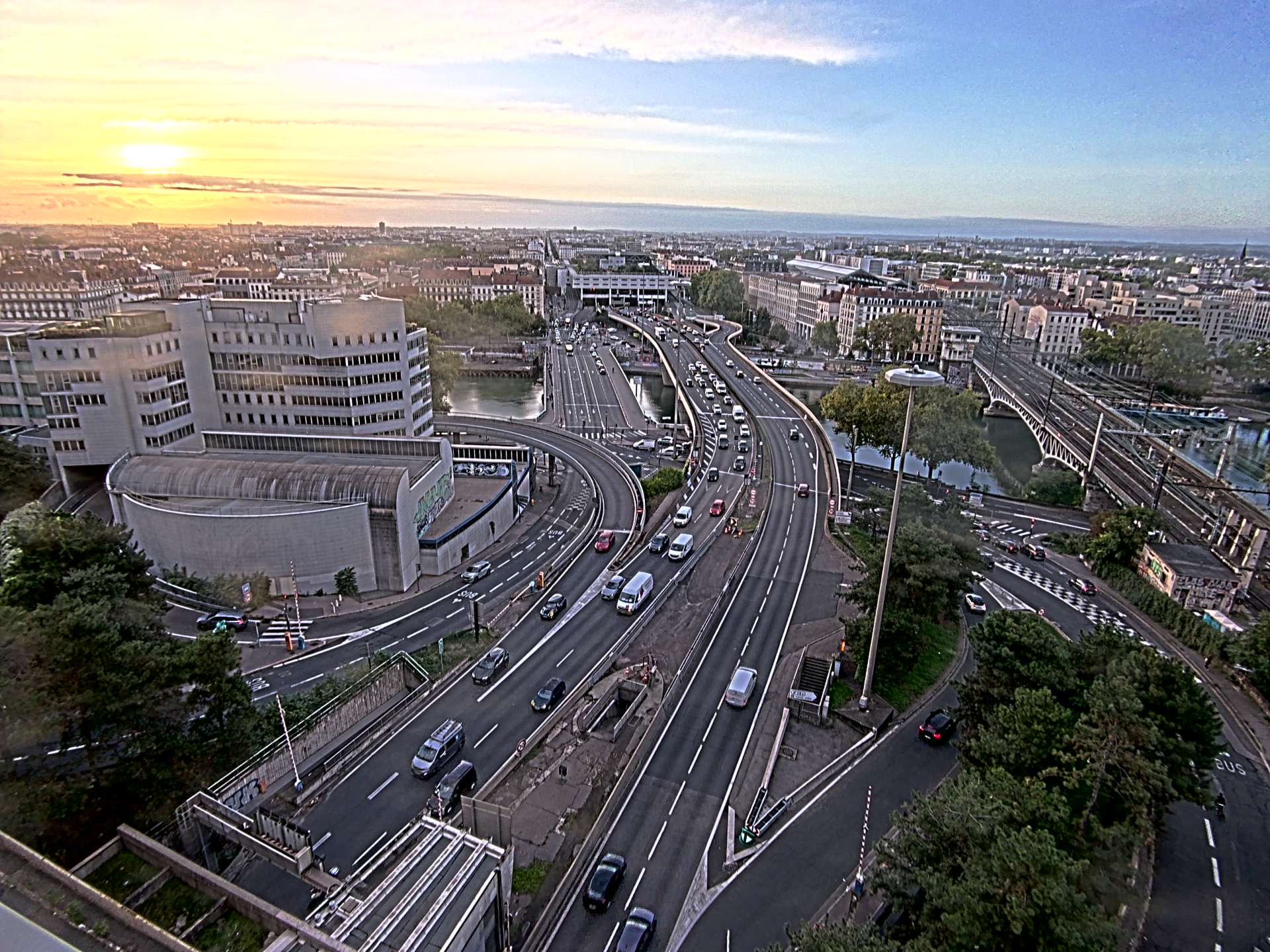 Caméra autoroute à Lyon Perrache à l'entrée Sud du Tunnel sous Fourvière, en direction de Marseille