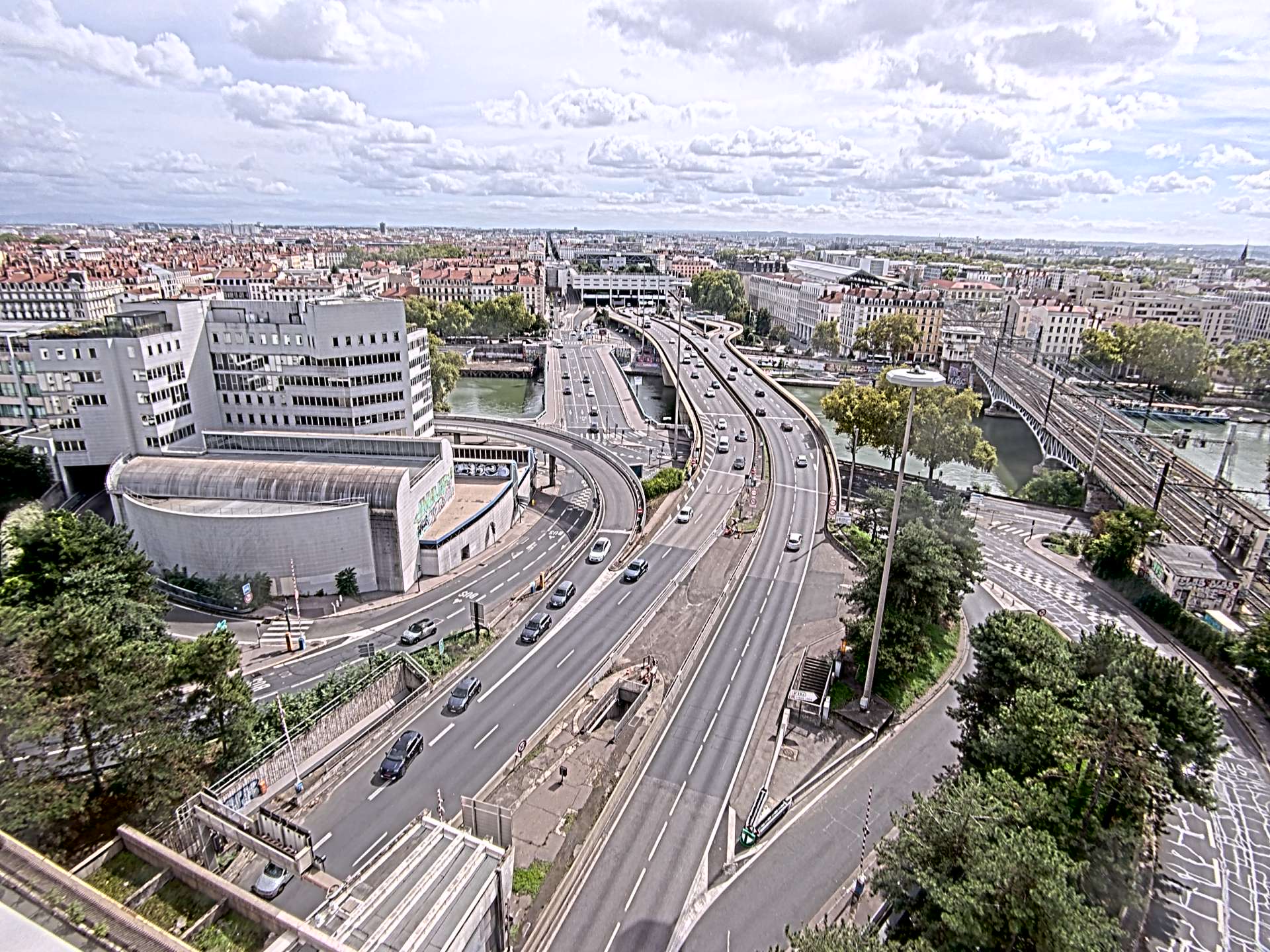 Caméra autoroute à Lyon Perrache à l'entrée Sud du Tunnel sous Fourvière, en direction de Marseille