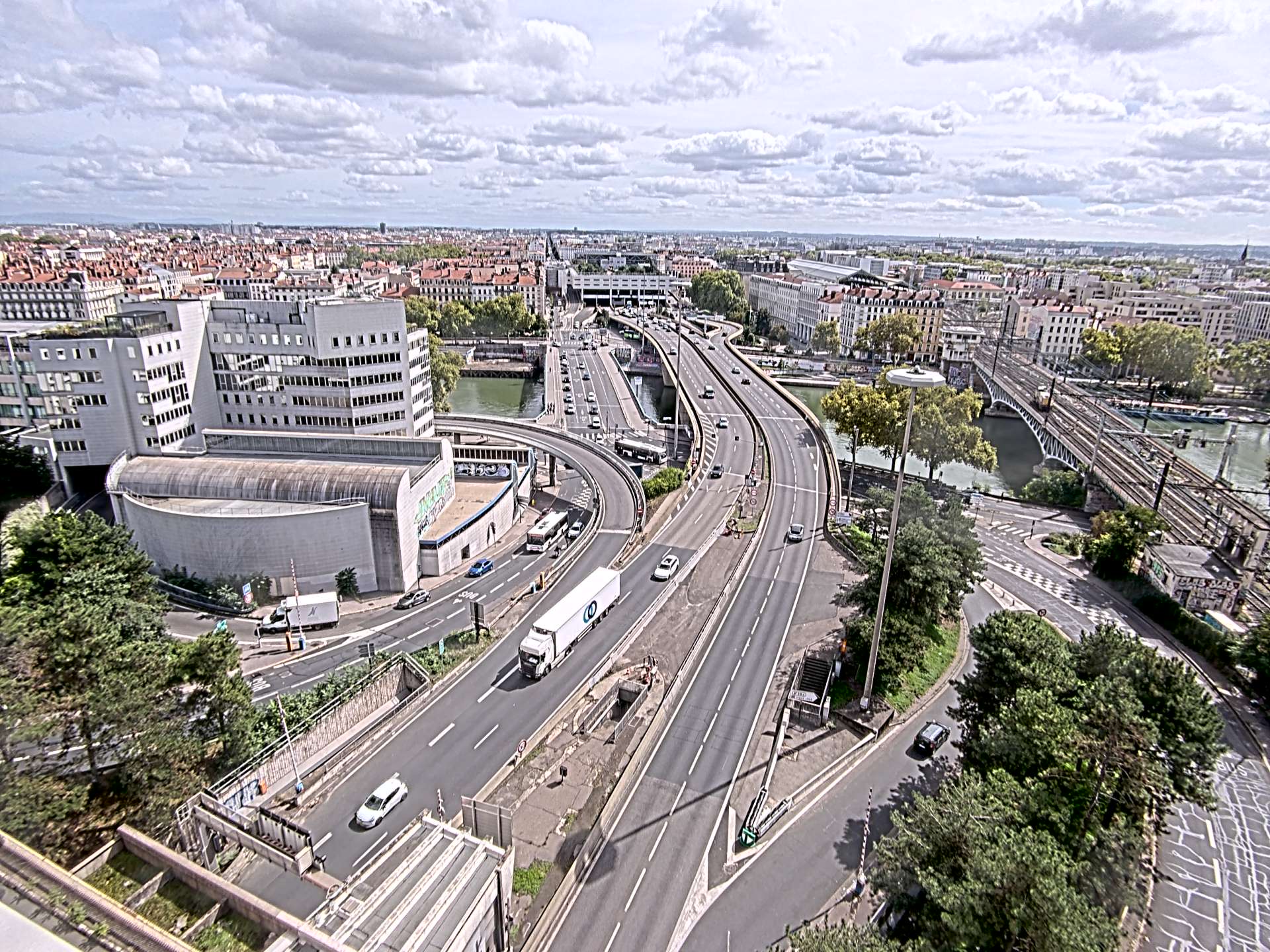 Caméra autoroute à Lyon Perrache à l'entrée Sud du Tunnel sous Fourvière, en direction de Marseille
