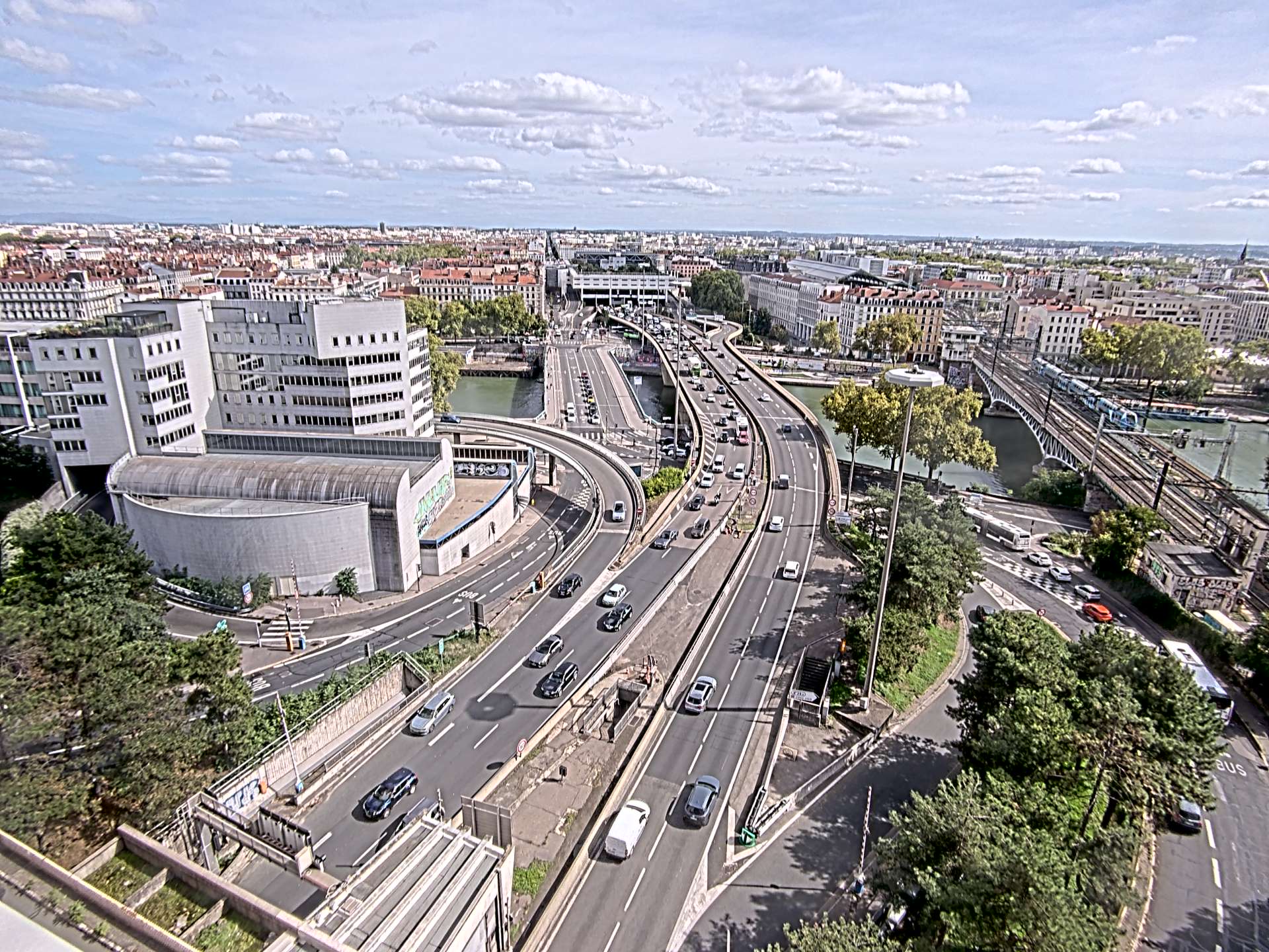 Caméra autoroute à Lyon Perrache à l'entrée Sud du Tunnel sous Fourvière, en direction de Marseille