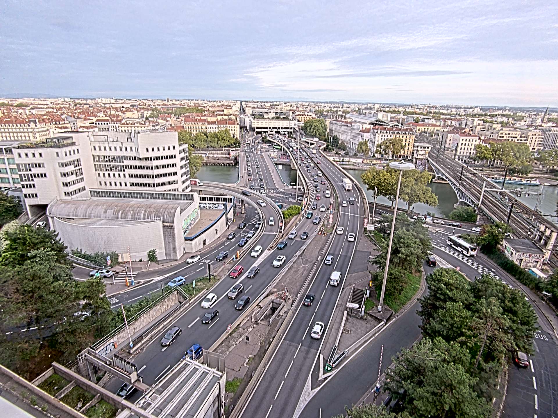 Caméra autoroute à Lyon Perrache à l'entrée Sud du Tunnel sous Fourvière, en direction de Marseille