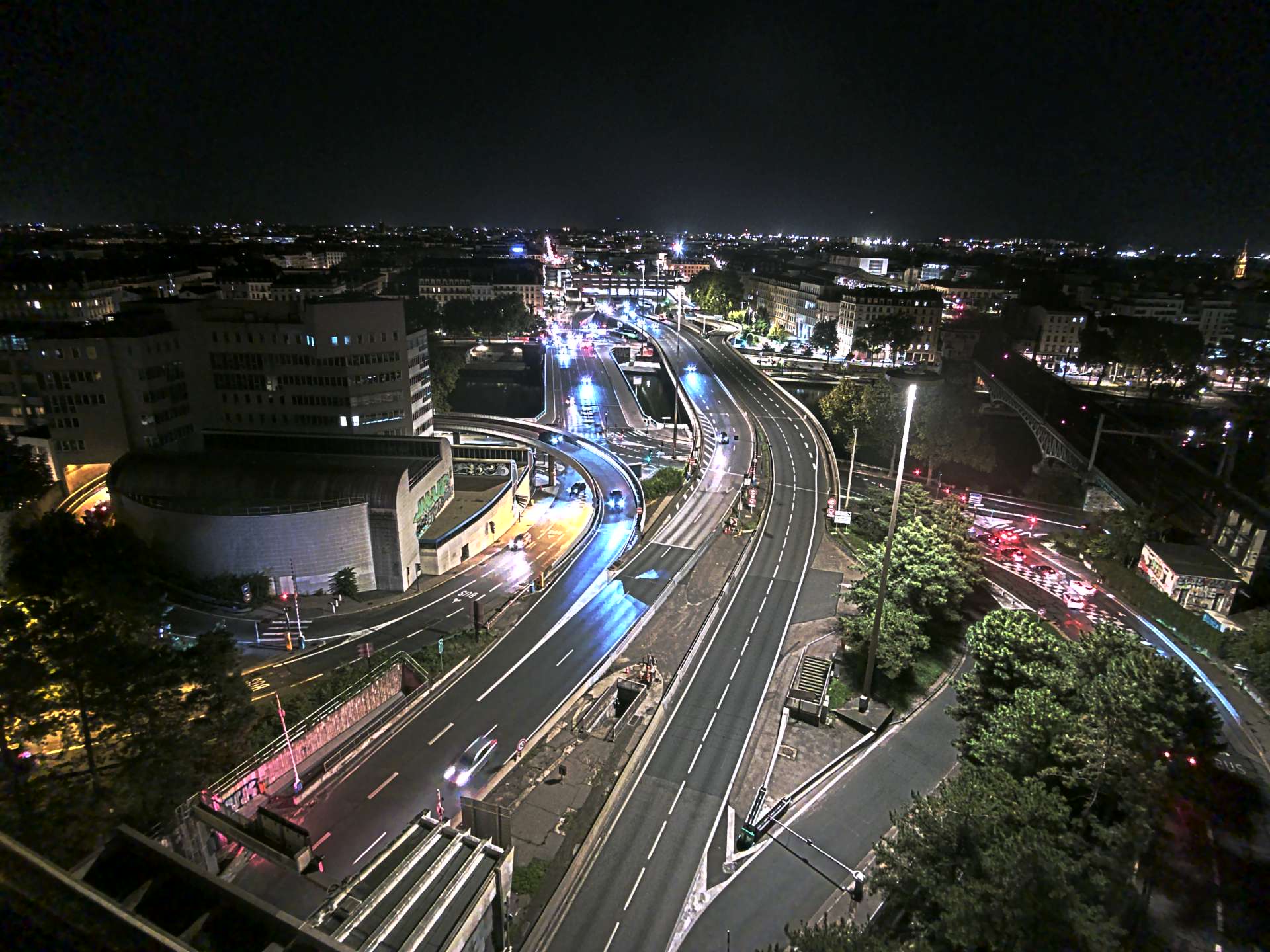 Caméra autoroute à Lyon Perrache à l'entrée Sud du Tunnel sous Fourvière, en direction de Marseille