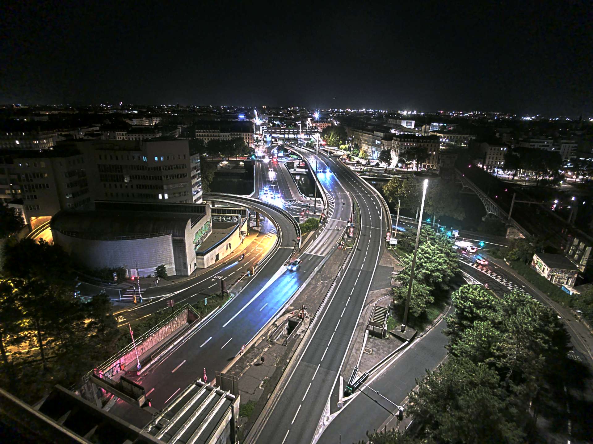 Caméra autoroute à Lyon Perrache à l'entrée Sud du Tunnel sous Fourvière, en direction de Marseille