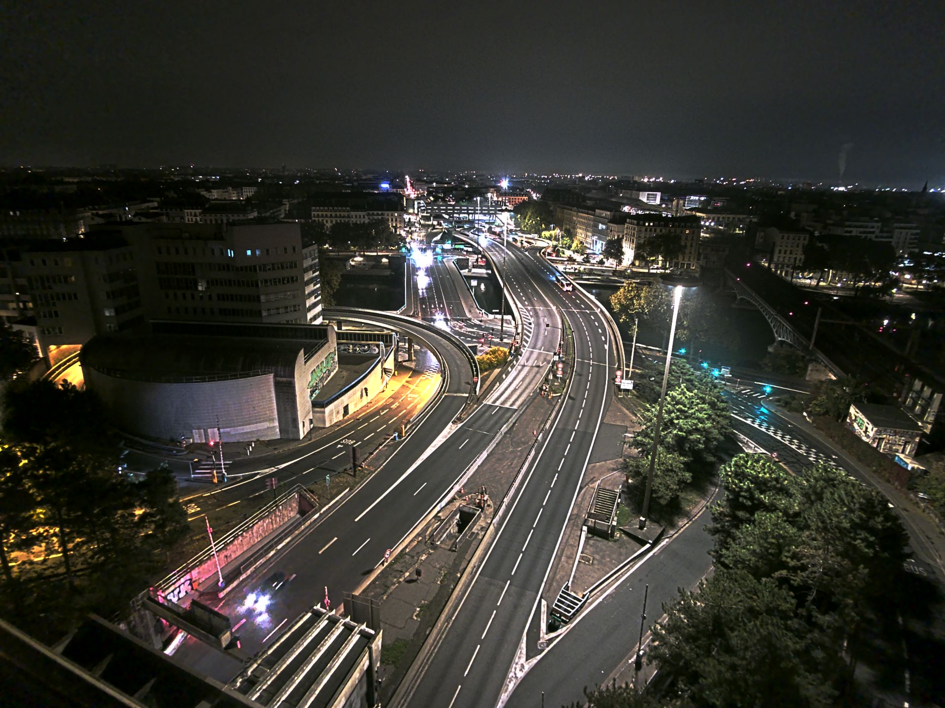 Caméra autoroute à Lyon Perrache à l'entrée Sud du Tunnel sous Fourvière, en direction de Marseille