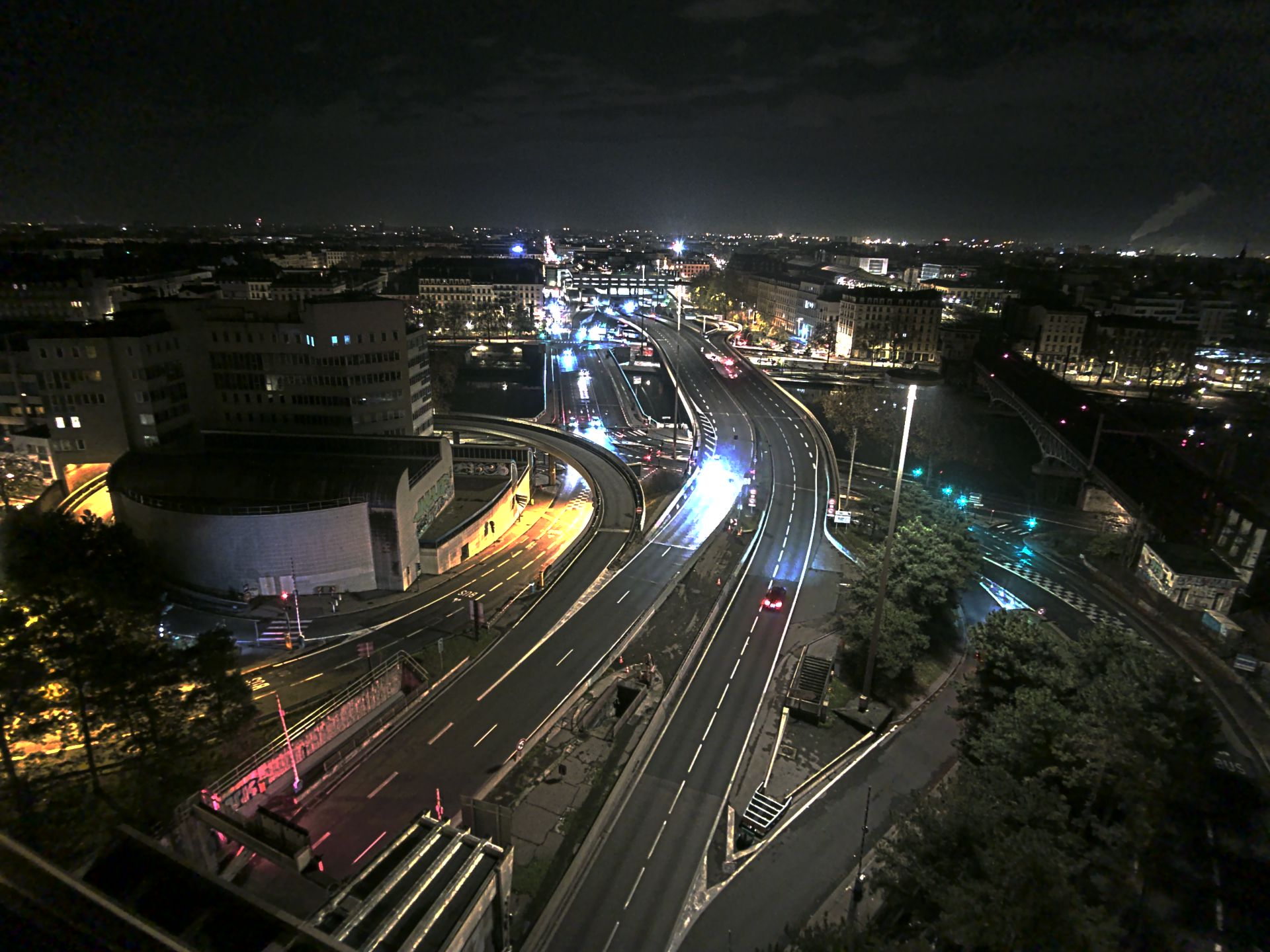 Caméra autoroute à Lyon Perrache à l'entrée Sud du Tunnel sous Fourvière, en direction de Marseille