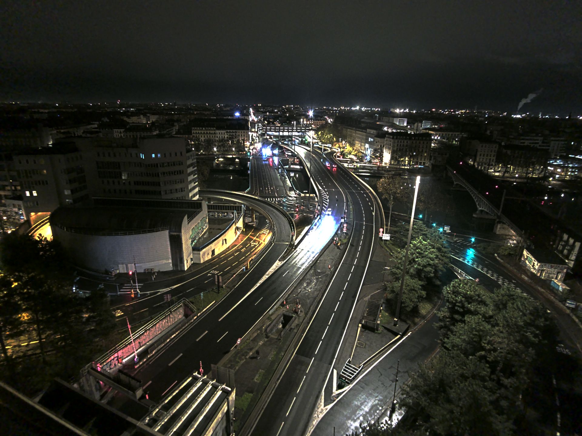Caméra autoroute à Lyon Perrache à l'entrée Sud du Tunnel sous Fourvière, en direction de Marseille