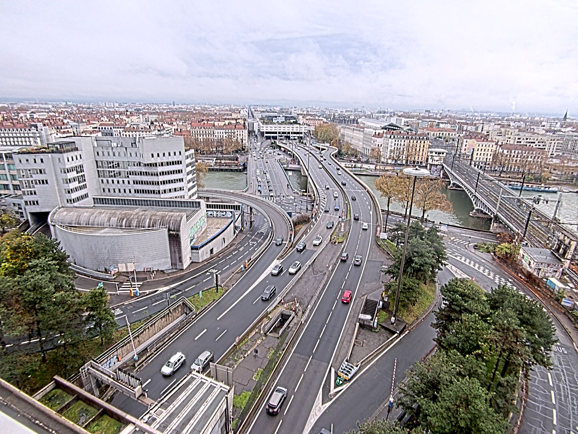 Caméra autoroute à Lyon Perrache à l'entrée Sud du Tunnel sous Fourvière, en direction de Marseille