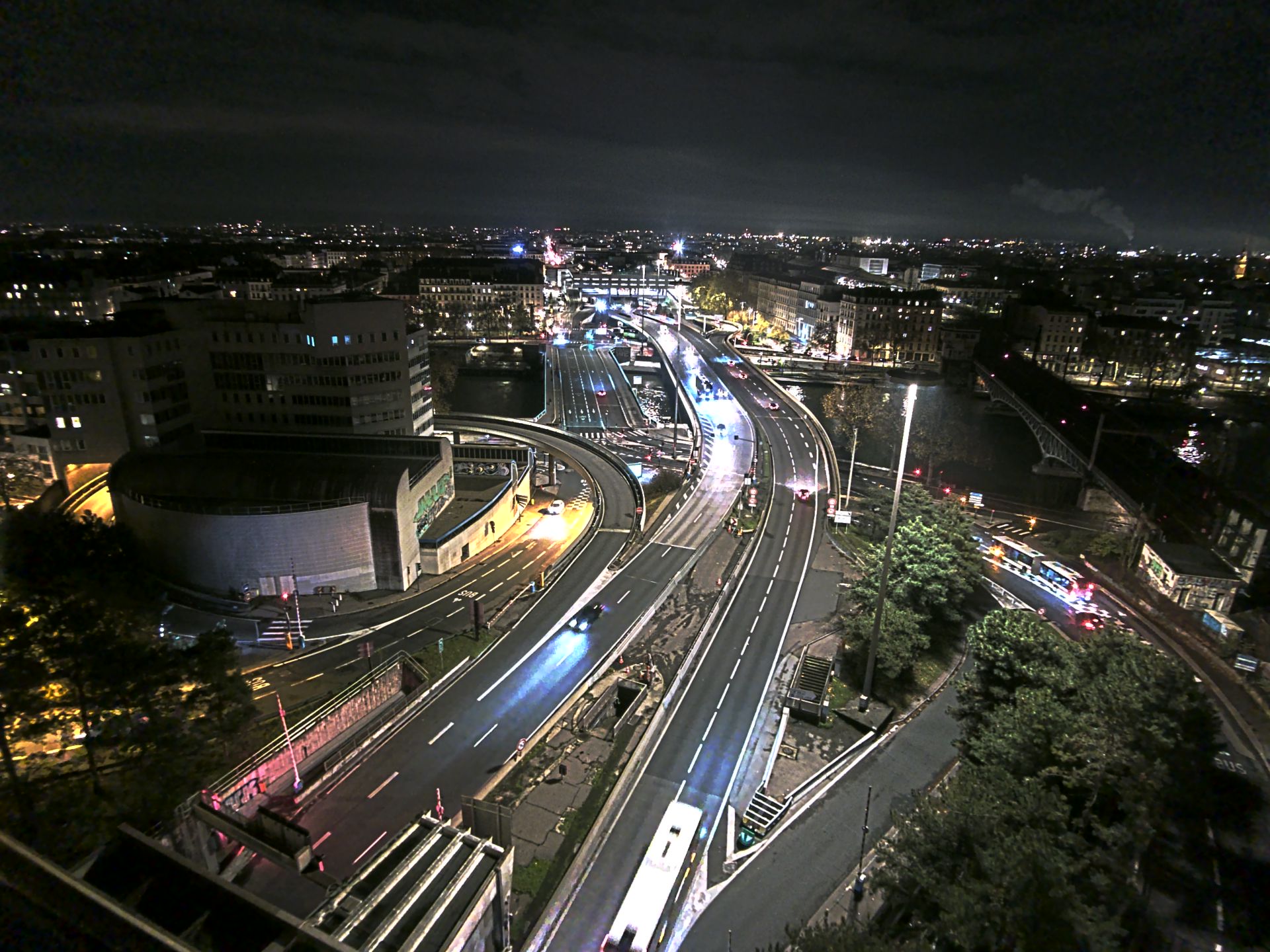 Caméra autoroute à Lyon Perrache à l'entrée Sud du Tunnel sous Fourvière, en direction de Marseille
