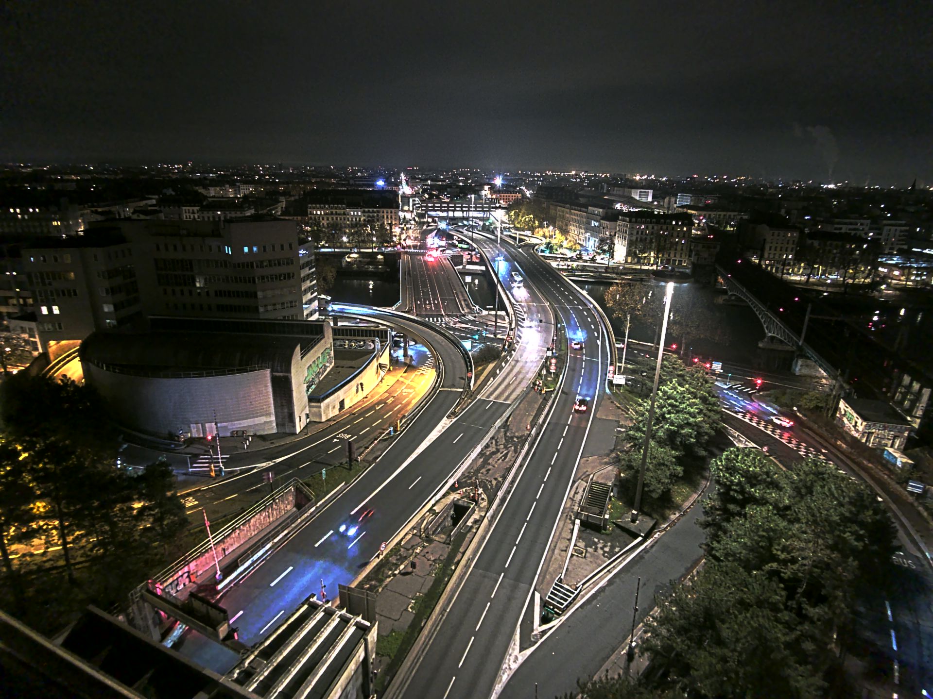 Caméra autoroute à Lyon Perrache à l'entrée Sud du Tunnel sous Fourvière, en direction de Marseille