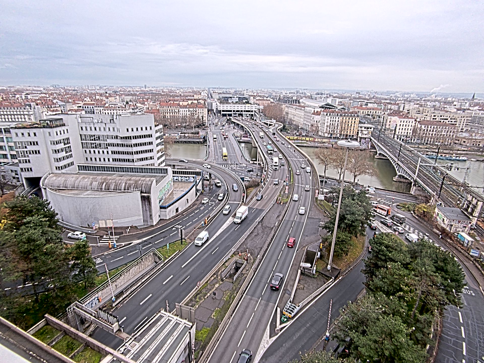 Caméra autoroute à Lyon Perrache à l'entrée Sud du Tunnel sous Fourvière, en direction de Marseille