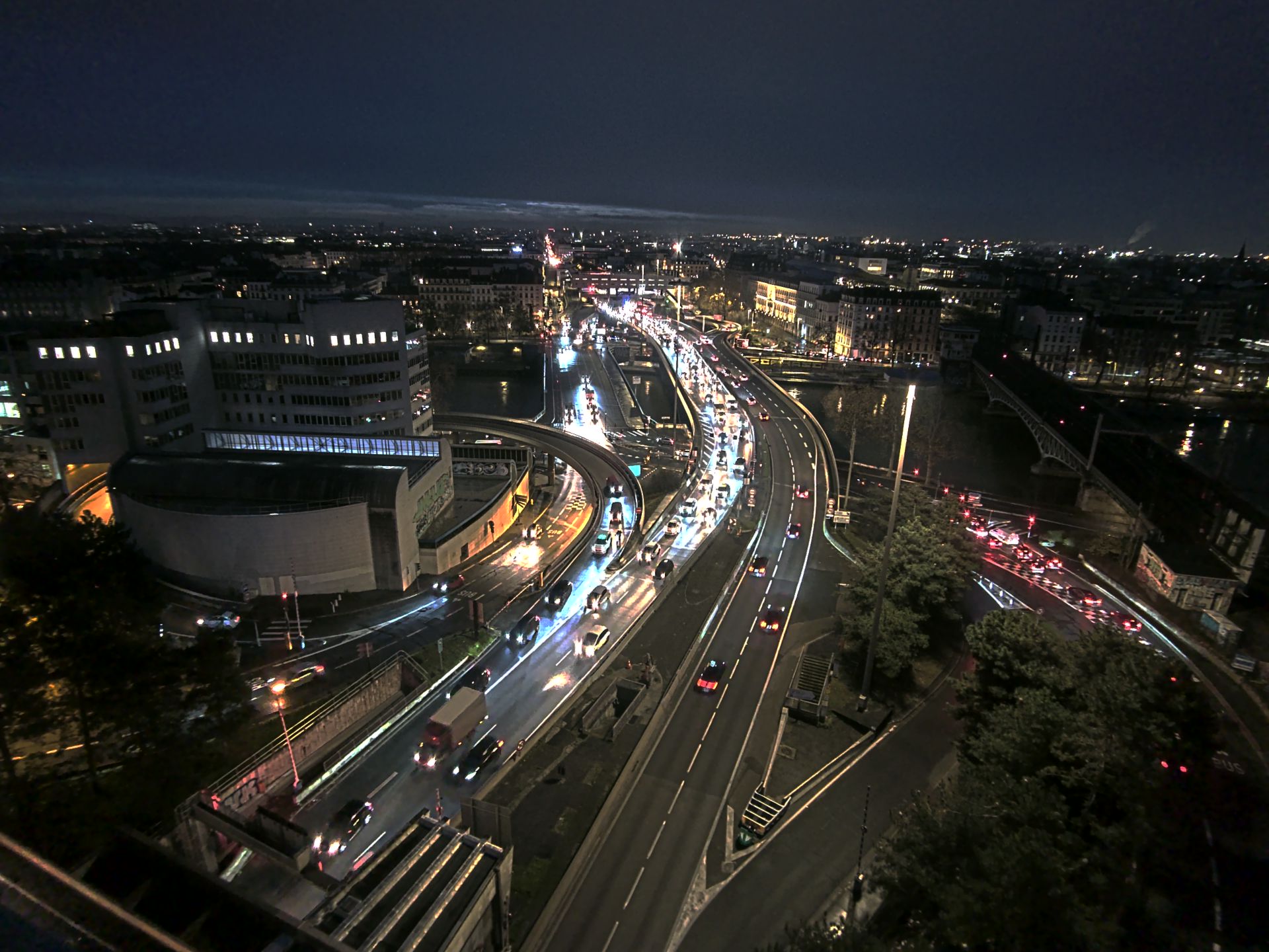 Caméra autoroute à Lyon Perrache à l'entrée Sud du Tunnel sous Fourvière, en direction de Marseille