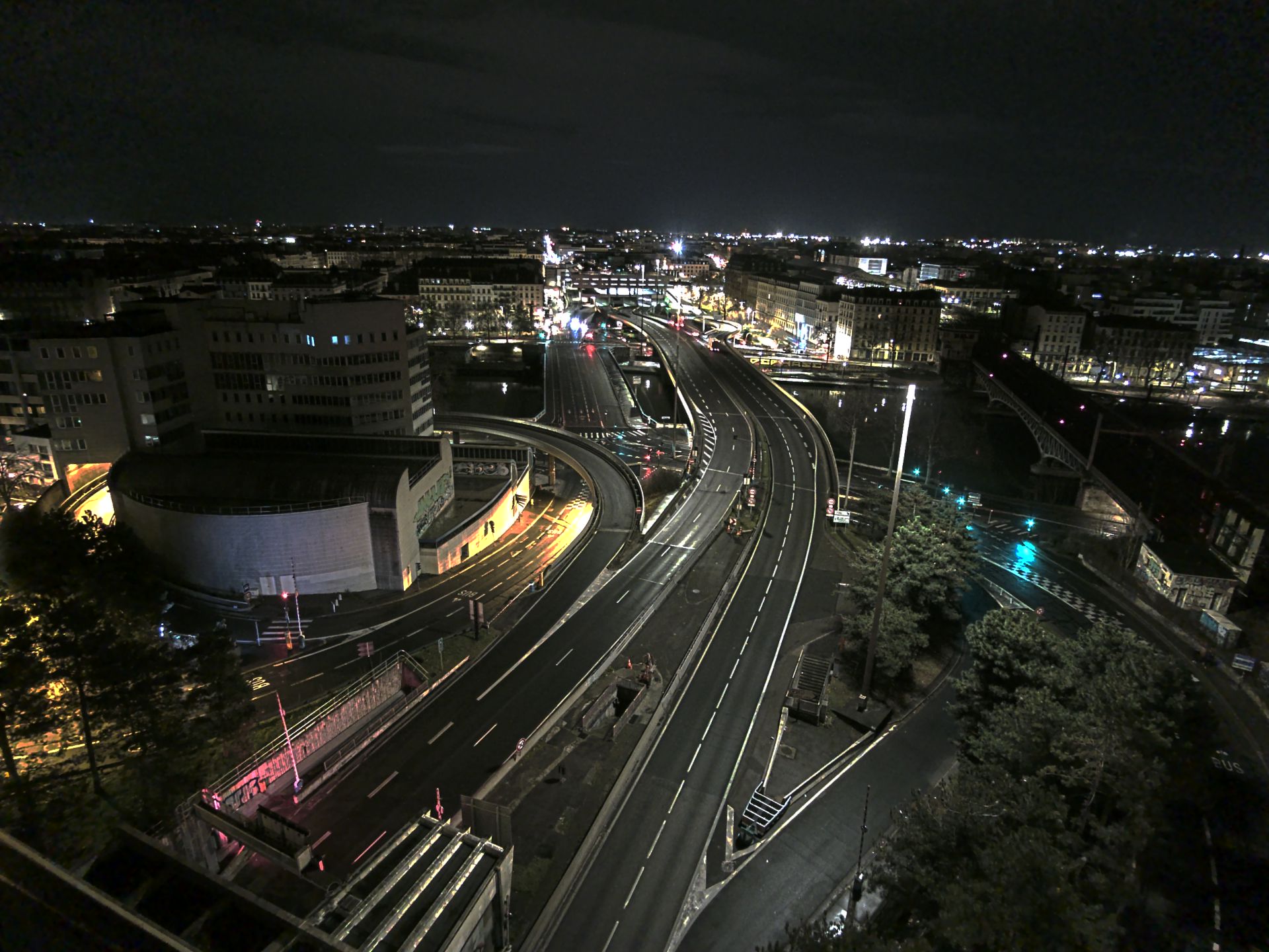 Caméra autoroute à Lyon Perrache à l'entrée Sud du Tunnel sous Fourvière, en direction de Marseille