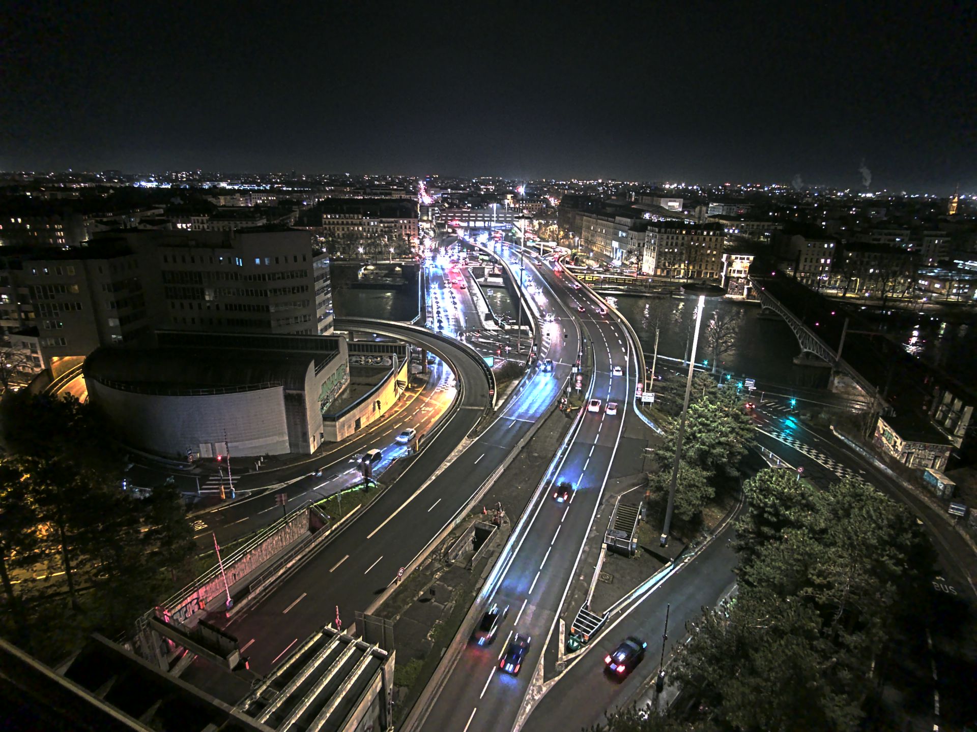 Caméra autoroute à Lyon Perrache à l'entrée Sud du Tunnel sous Fourvière, en direction de Marseille