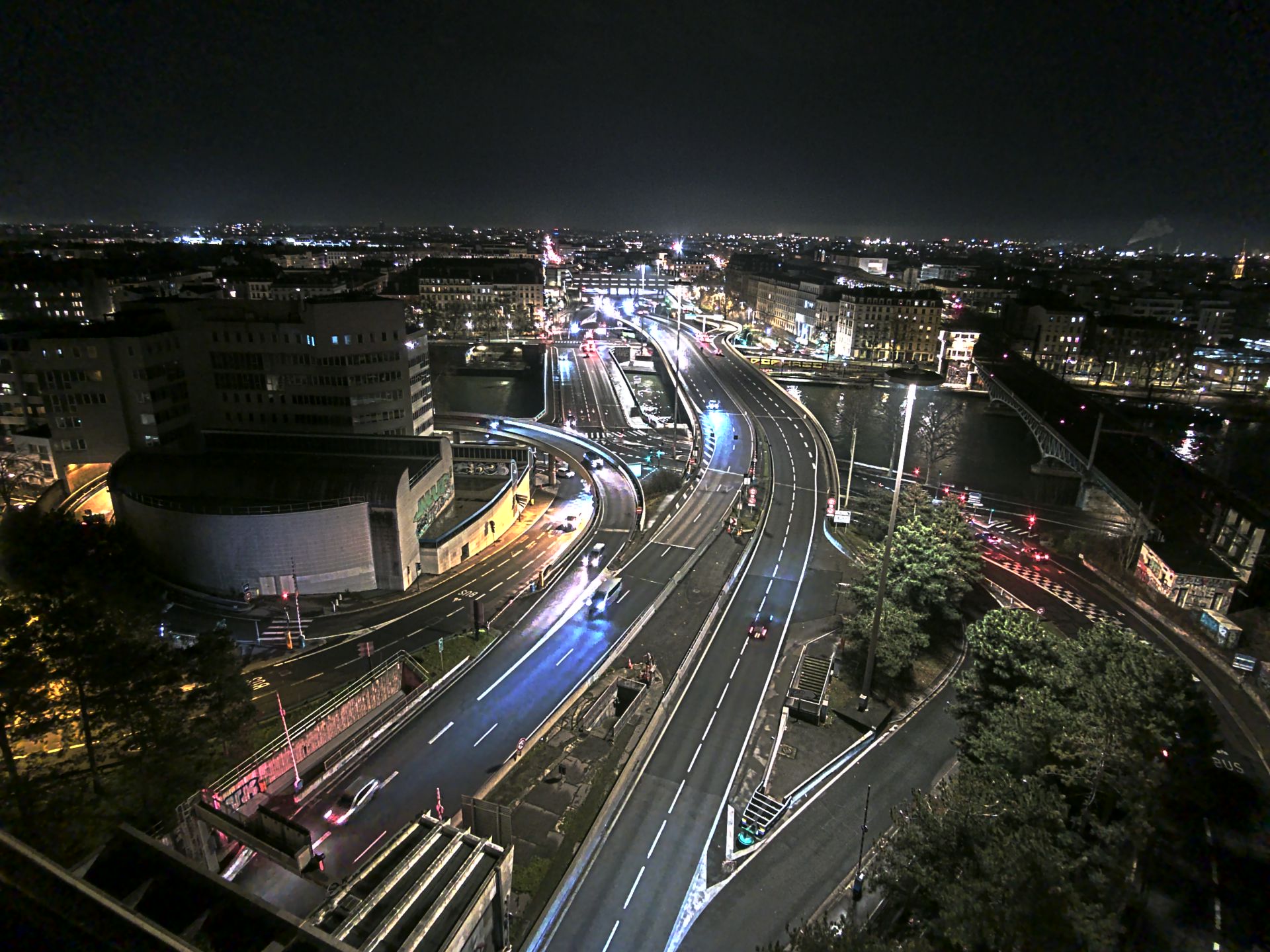 Caméra autoroute à Lyon Perrache à l'entrée Sud du Tunnel sous Fourvière, en direction de Marseille