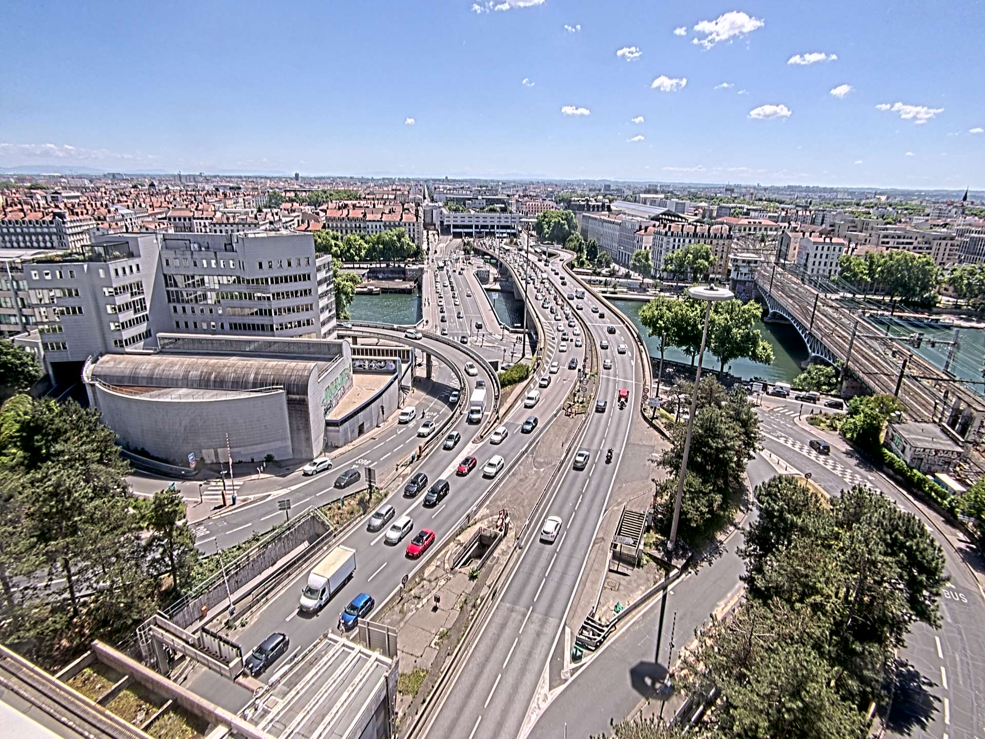 Caméra autoroute à Lyon Perrache à l'entrée Sud du Tunnel sous Fourvière, en direction de Marseille