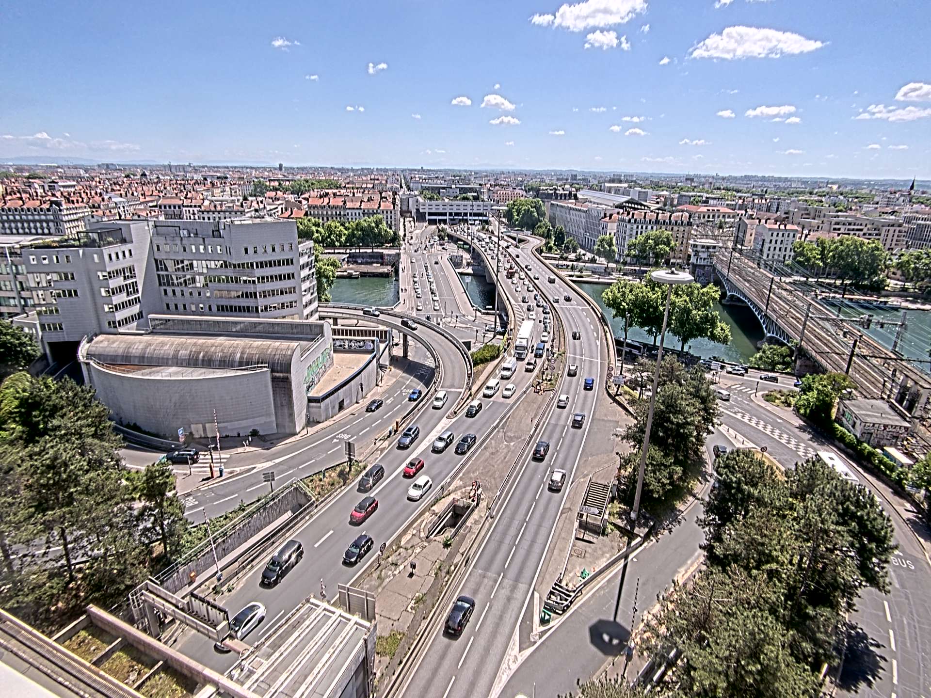 Caméra autoroute à Lyon Perrache à l'entrée Sud du Tunnel sous Fourvière, en direction de Marseille