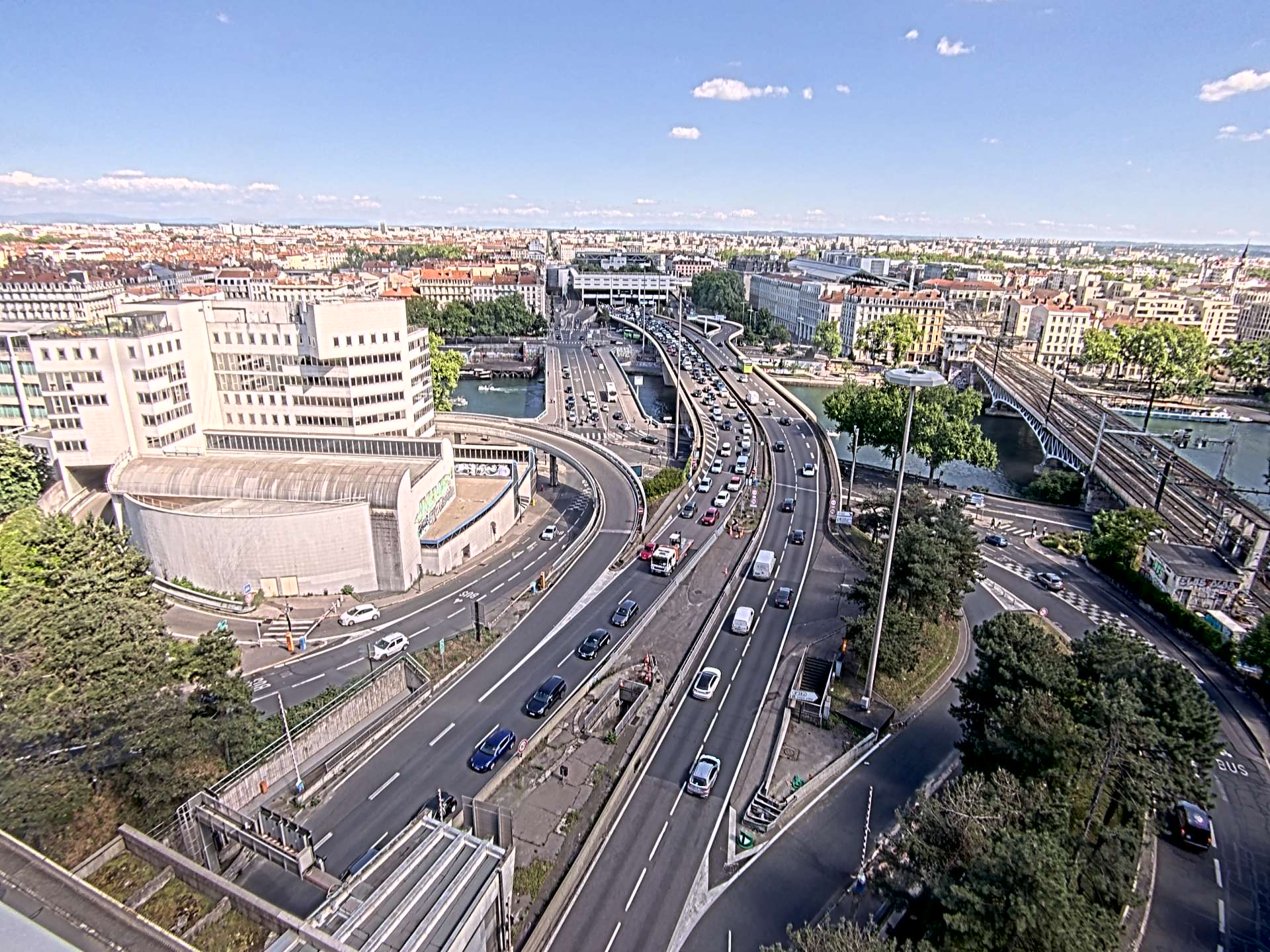 Caméra autoroute à Lyon Perrache à l'entrée Sud du Tunnel sous Fourvière, en direction de Marseille