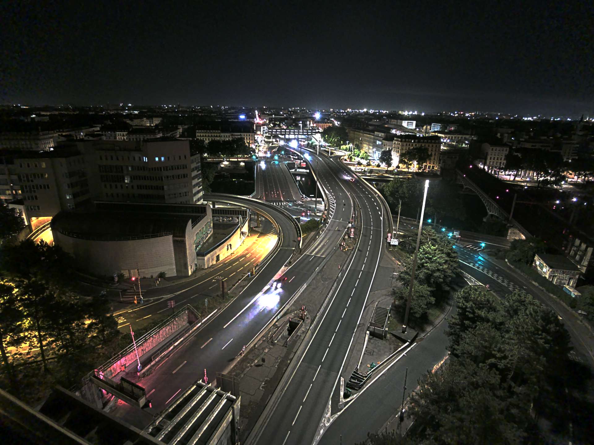 Caméra autoroute à Lyon Perrache à l'entrée Sud du Tunnel sous Fourvière, en direction de Marseille