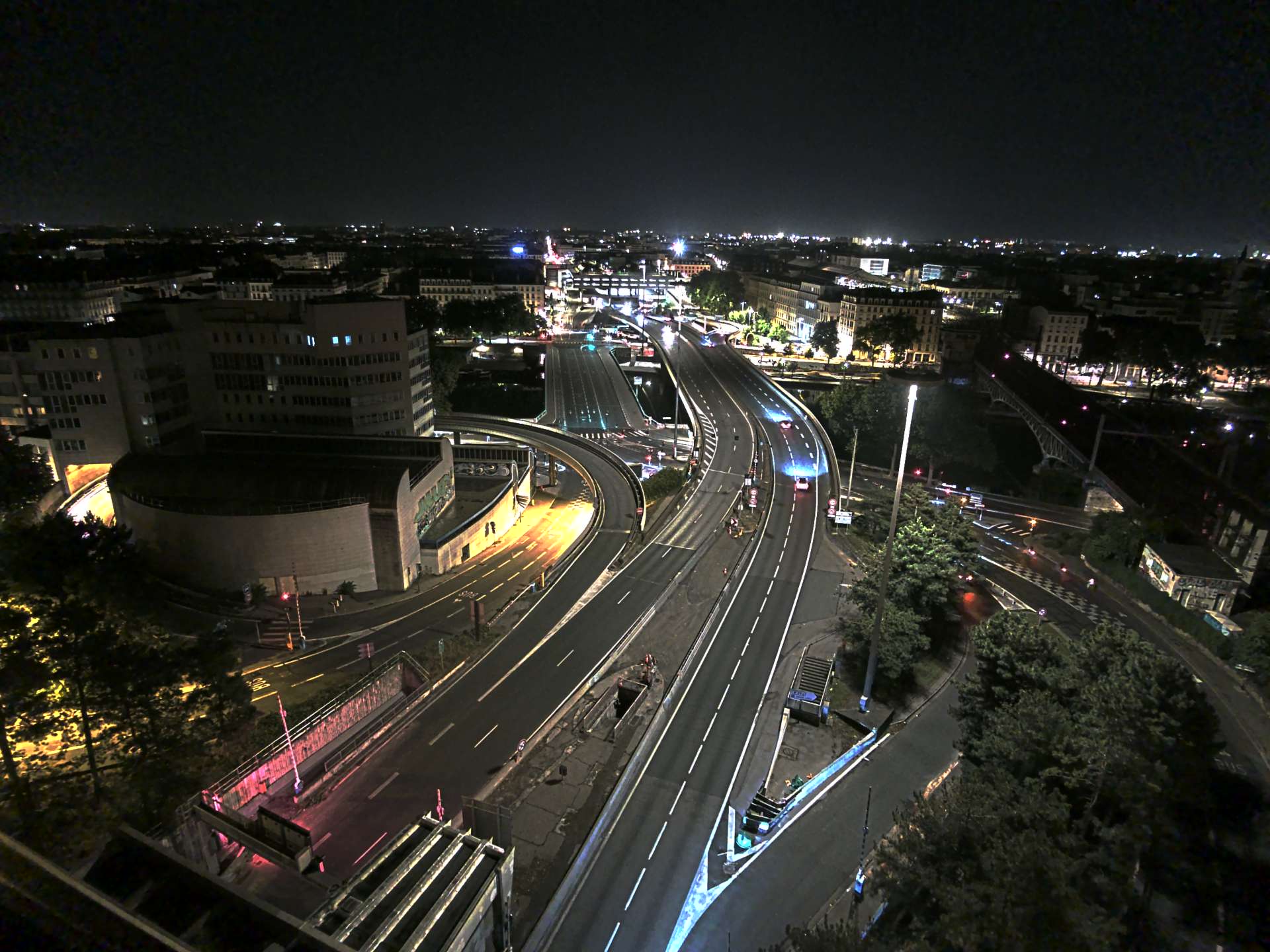 Caméra autoroute à Lyon Perrache à l'entrée Sud du Tunnel sous Fourvière, en direction de Marseille