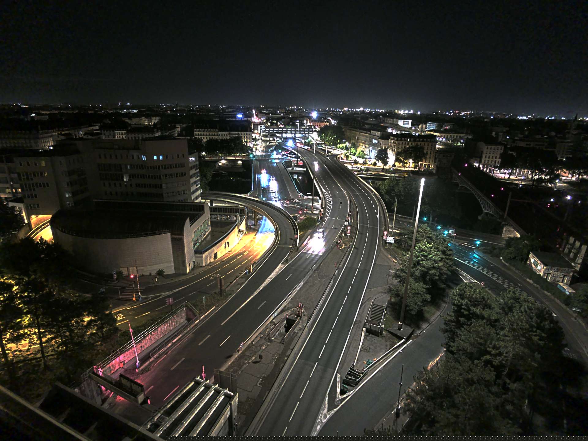 Caméra autoroute à Lyon Perrache à l'entrée Sud du Tunnel sous Fourvière, en direction de Marseille