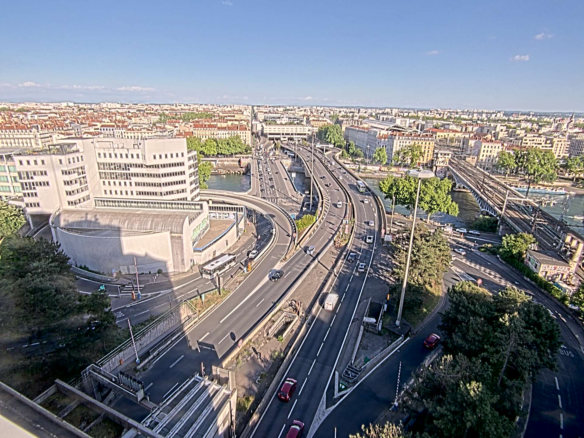 Caméra autoroute à Lyon Perrache à l'entrée Sud du Tunnel sous Fourvière, en direction de Marseille