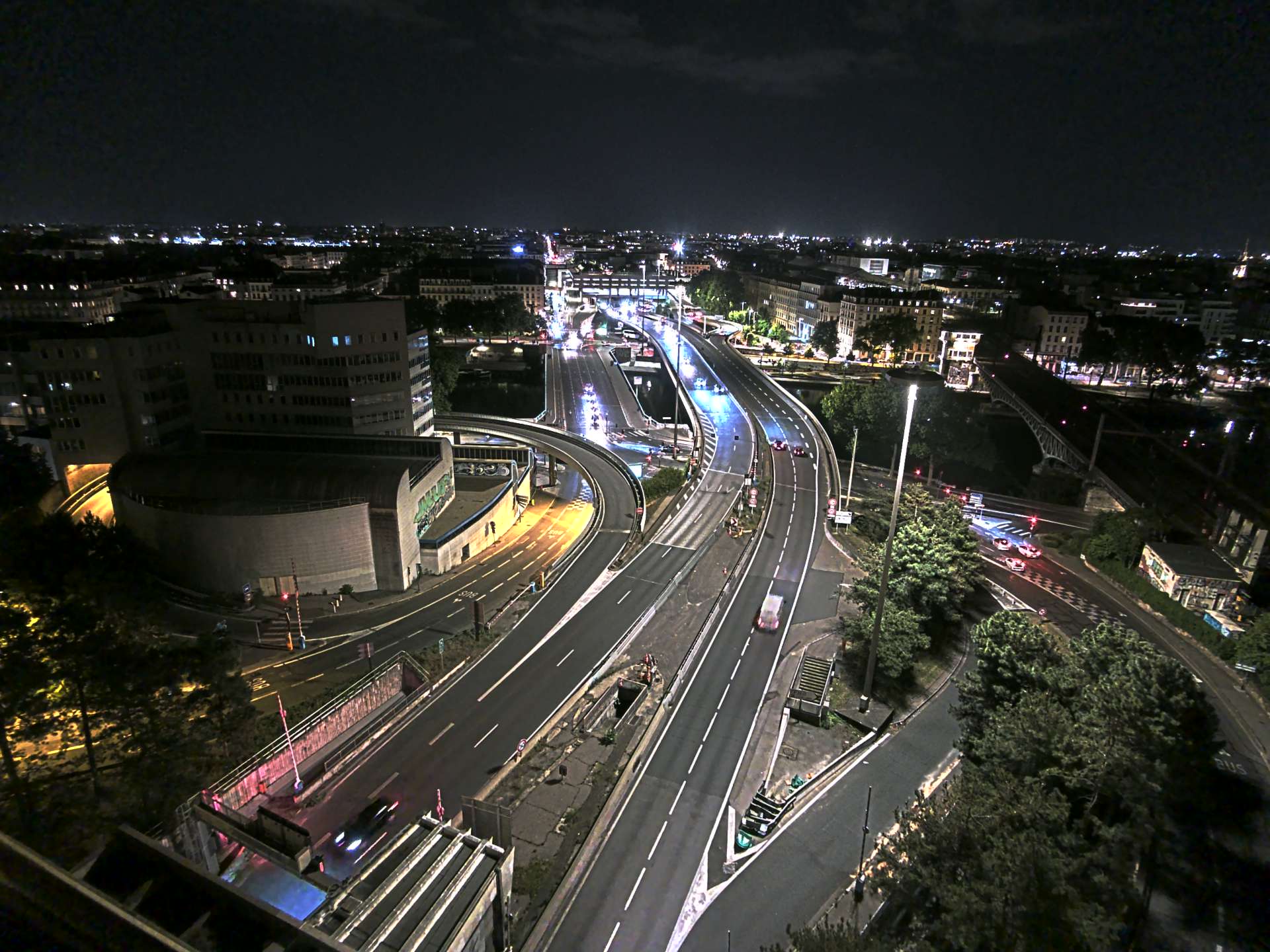 Caméra autoroute à Lyon Perrache à l'entrée Sud du Tunnel sous Fourvière, en direction de Marseille