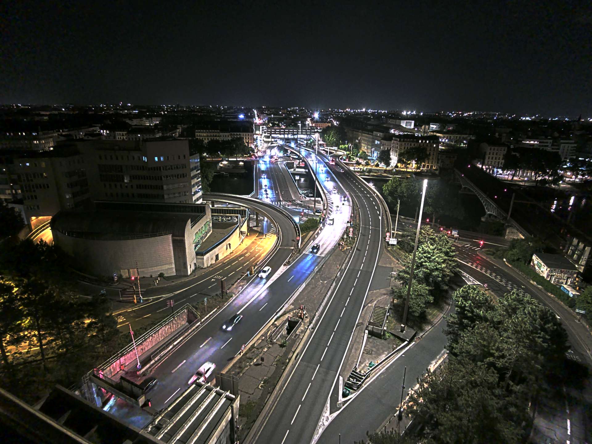 Caméra autoroute à Lyon Perrache à l'entrée Sud du Tunnel sous Fourvière, en direction de Marseille