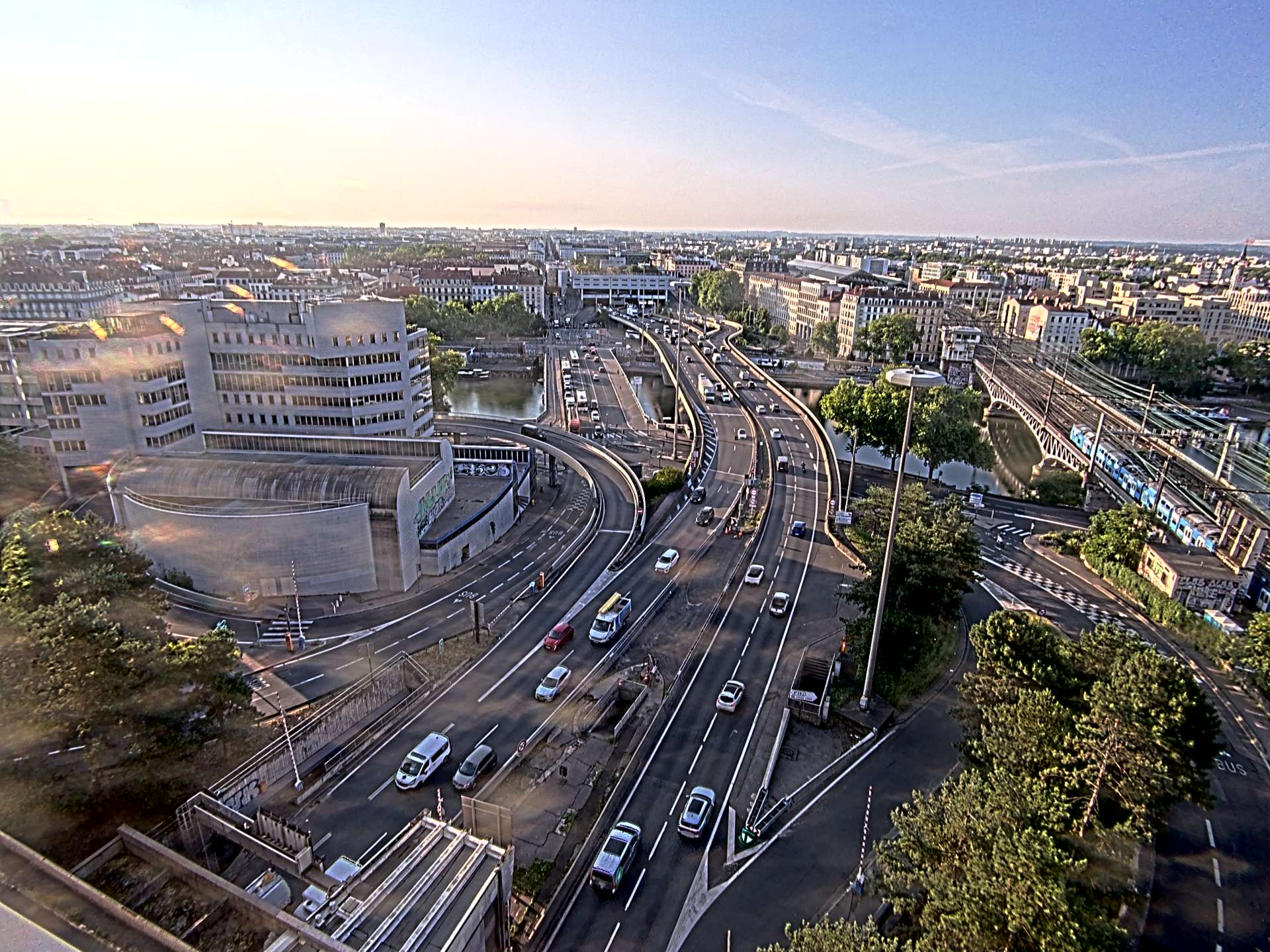 Caméra autoroute à Lyon Perrache à l'entrée Sud du Tunnel sous Fourvière, en direction de Marseille