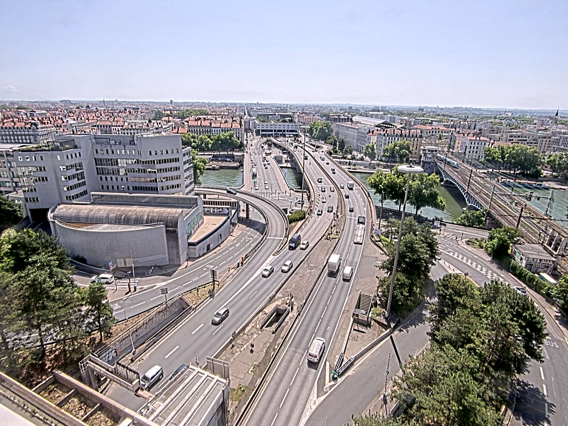 Caméra autoroute à Lyon Perrache à l'entrée Sud du Tunnel sous Fourvière, en direction de Marseille
