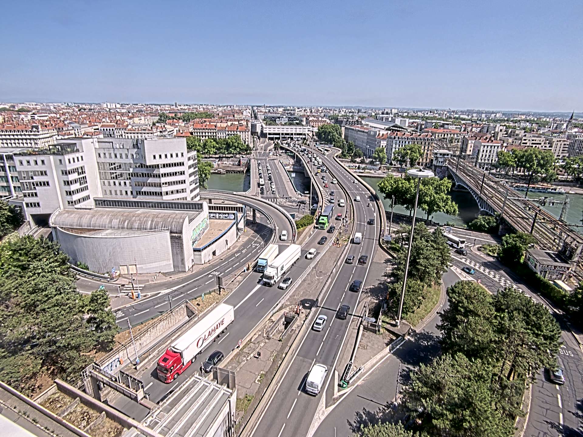 Caméra autoroute à Lyon Perrache à l'entrée Sud du Tunnel sous Fourvière, en direction de Marseille
