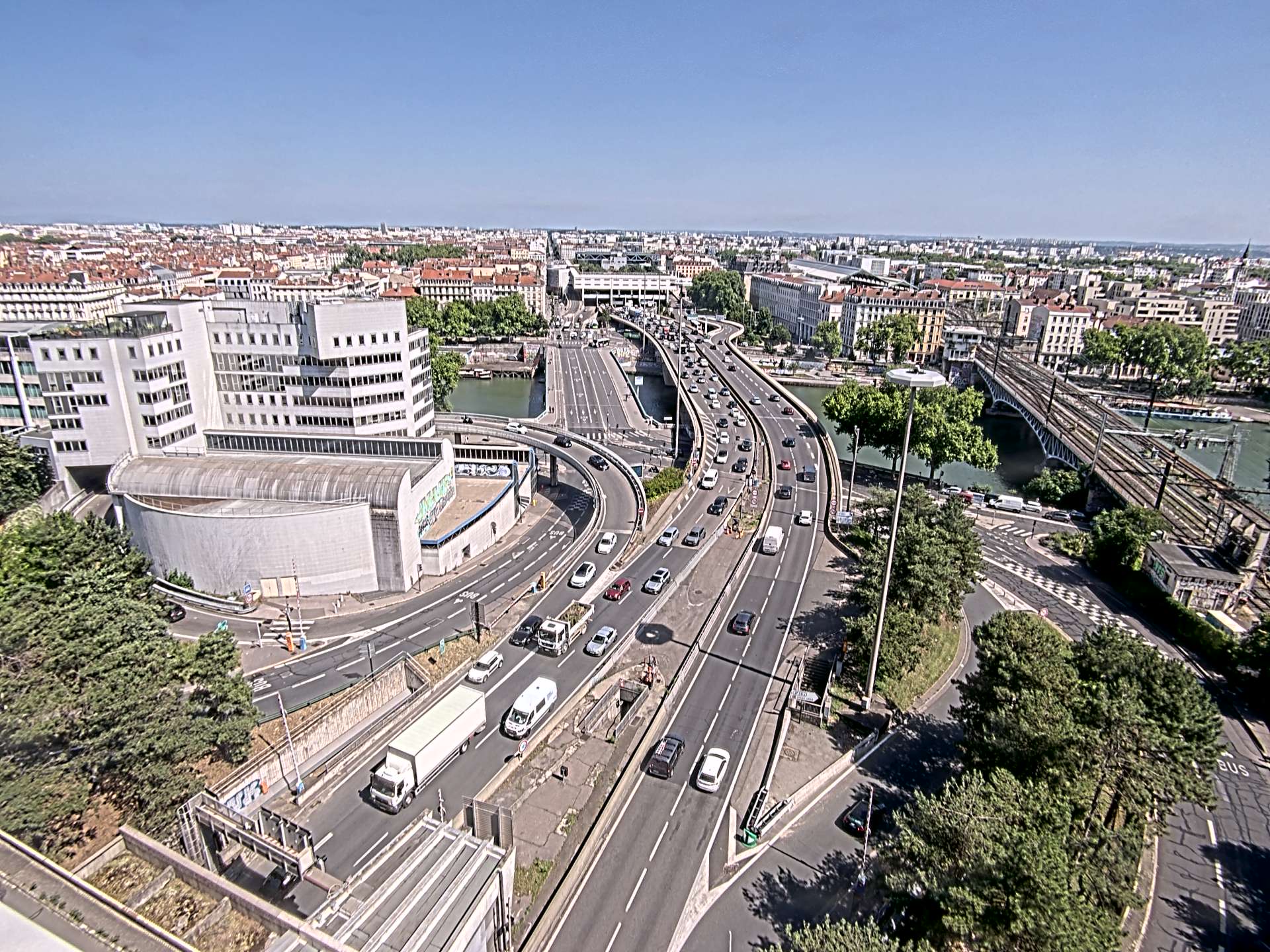 Caméra autoroute à Lyon Perrache à l'entrée Sud du Tunnel sous Fourvière, en direction de Marseille