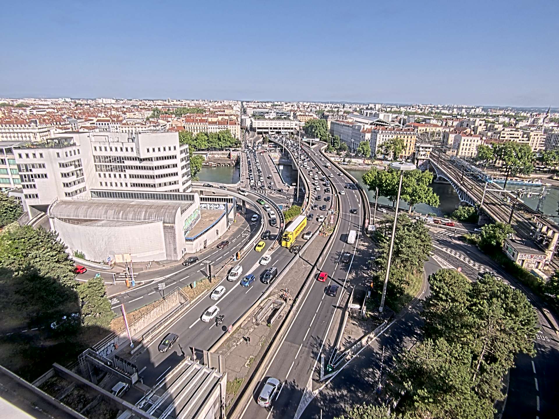 Caméra autoroute à Lyon Perrache à l'entrée Sud du Tunnel sous Fourvière, en direction de Marseille