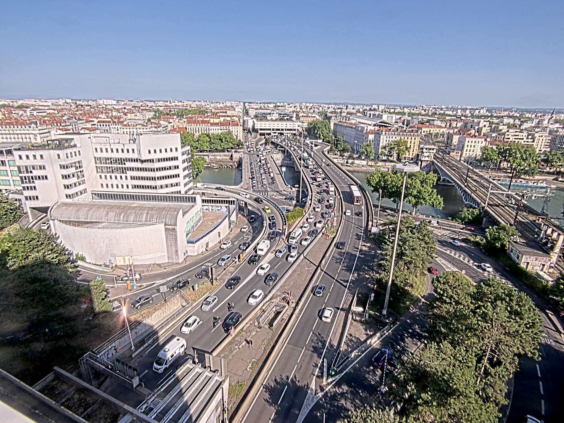 Caméra autoroute à Lyon Perrache à l'entrée Sud du Tunnel sous Fourvière, en direction de Marseille
