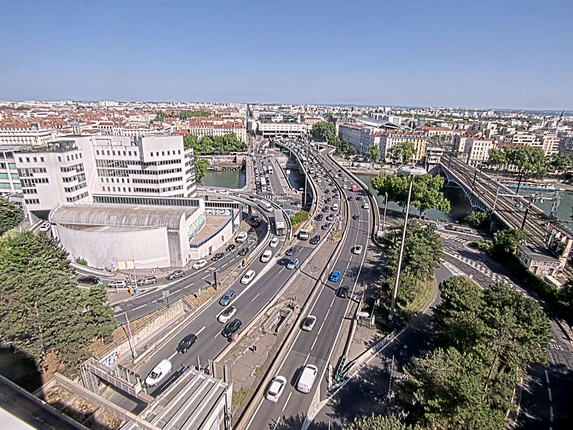 Caméra autoroute à Lyon Perrache à l'entrée Sud du Tunnel sous Fourvière, en direction de Marseille