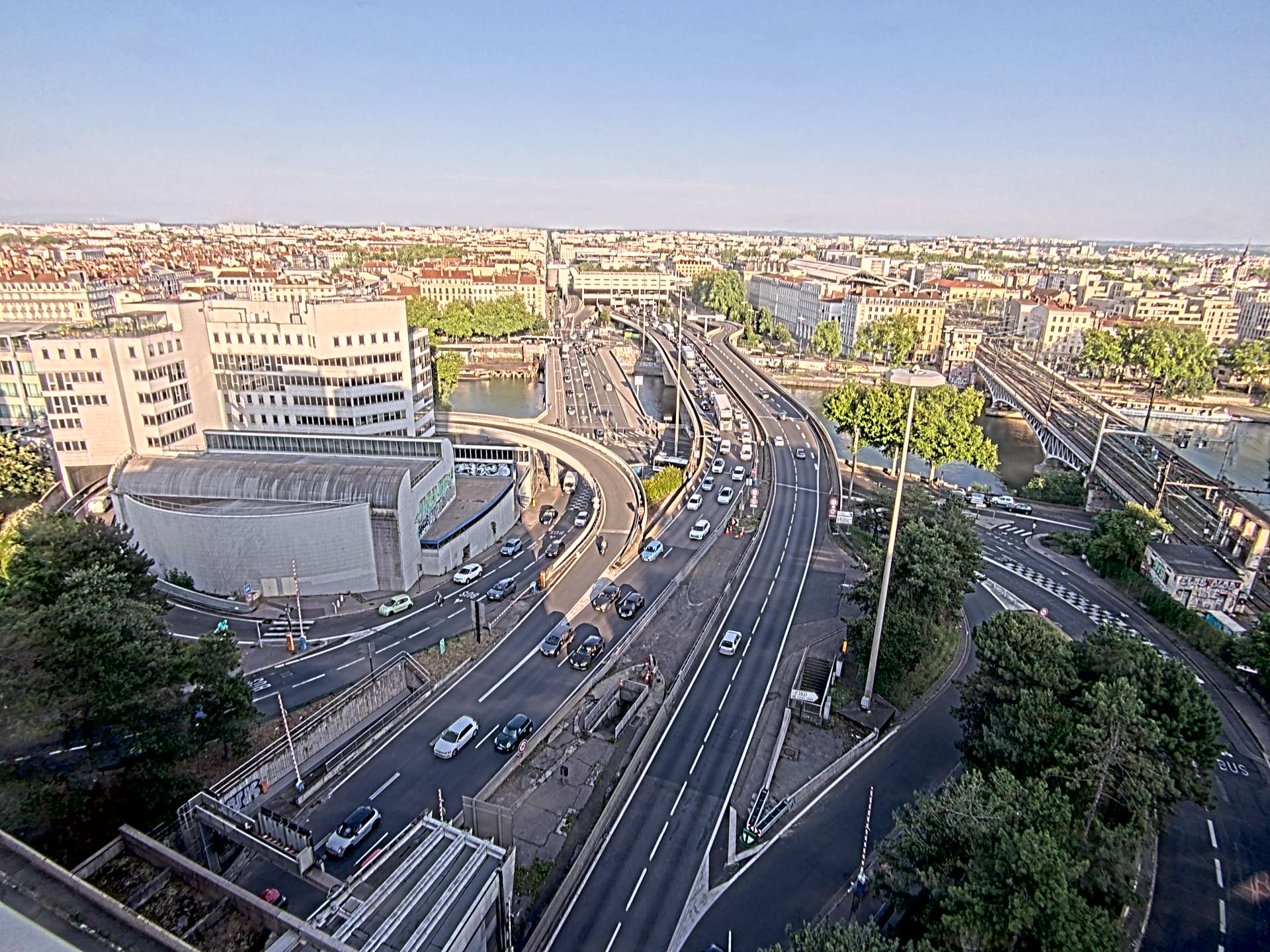 Caméra autoroute à Lyon Perrache à l'entrée Sud du Tunnel sous Fourvière, en direction de Marseille