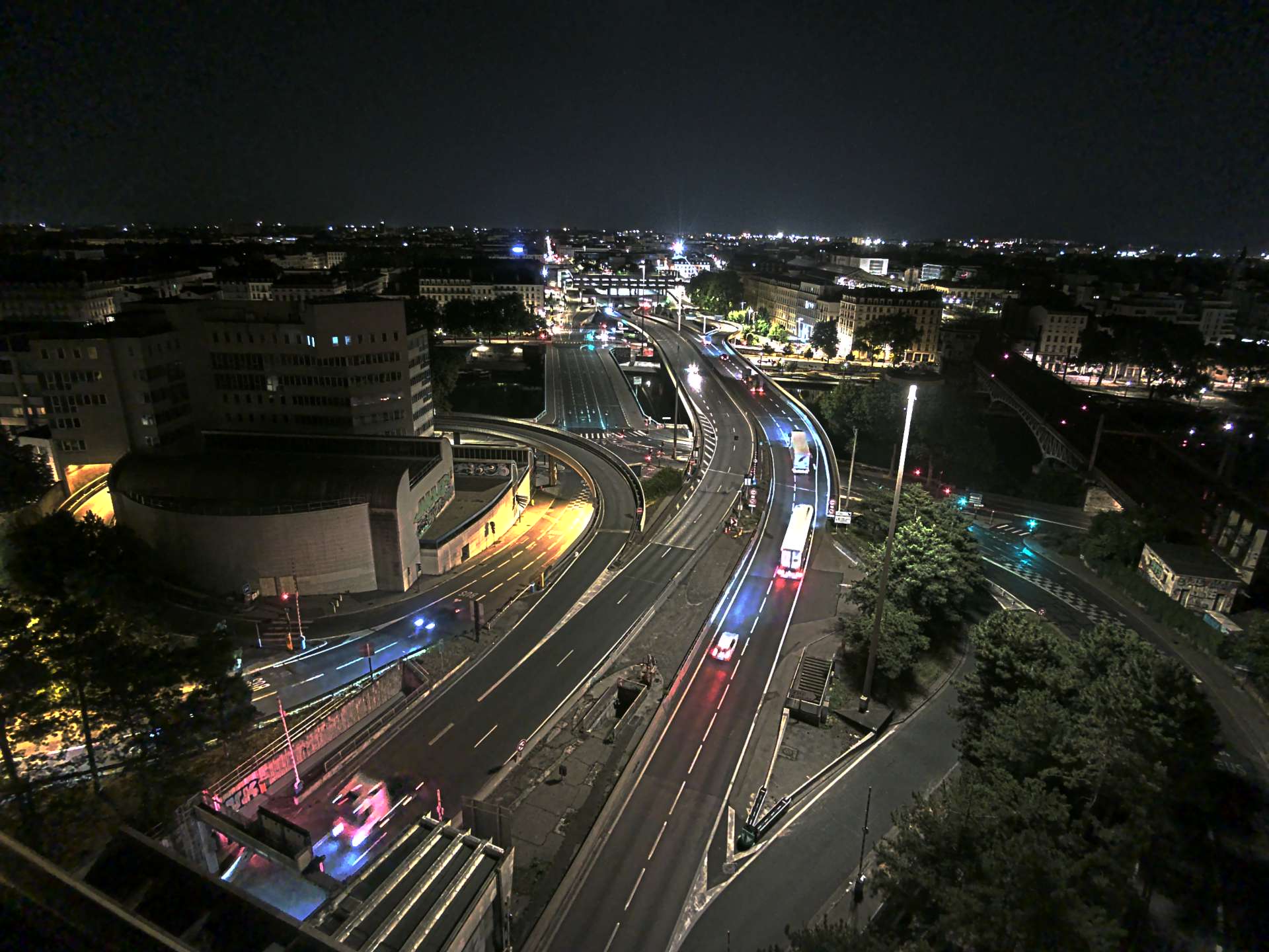 Caméra autoroute à Lyon Perrache à l'entrée Sud du Tunnel sous Fourvière, en direction de Marseille