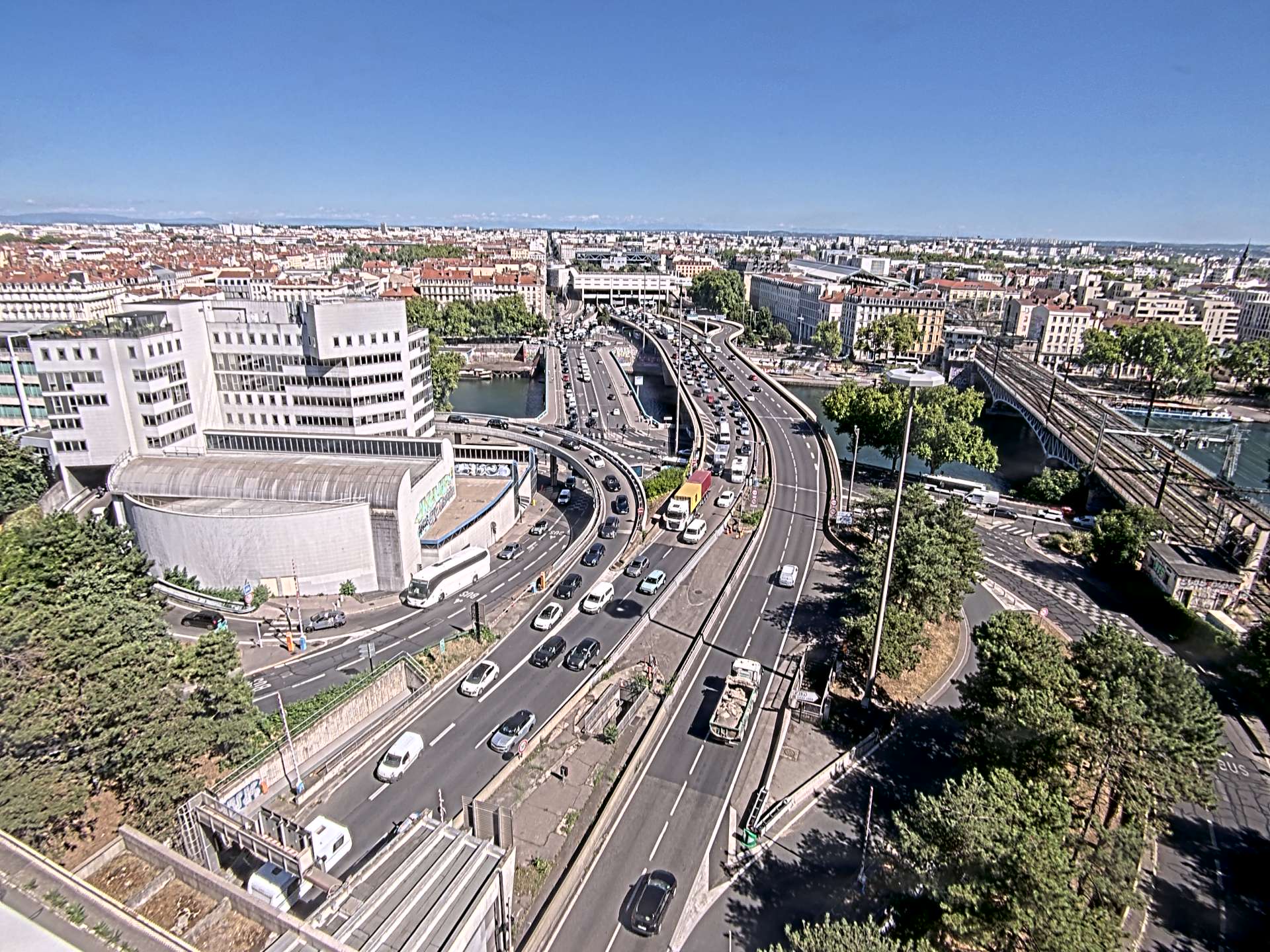 Caméra autoroute à Lyon Perrache à l'entrée Sud du Tunnel sous Fourvière, en direction de Marseille
