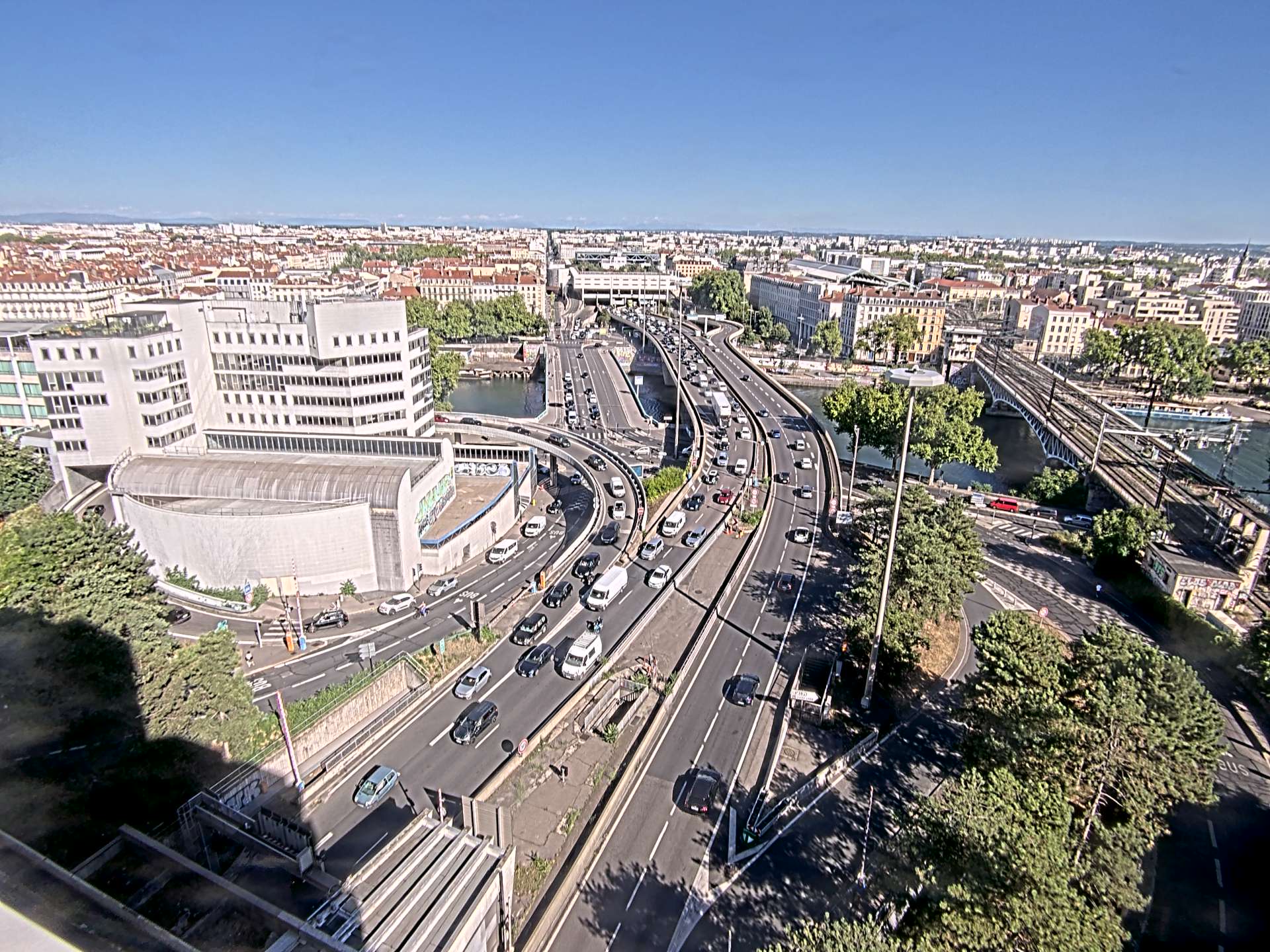 Caméra autoroute à Lyon Perrache à l'entrée Sud du Tunnel sous Fourvière, en direction de Marseille