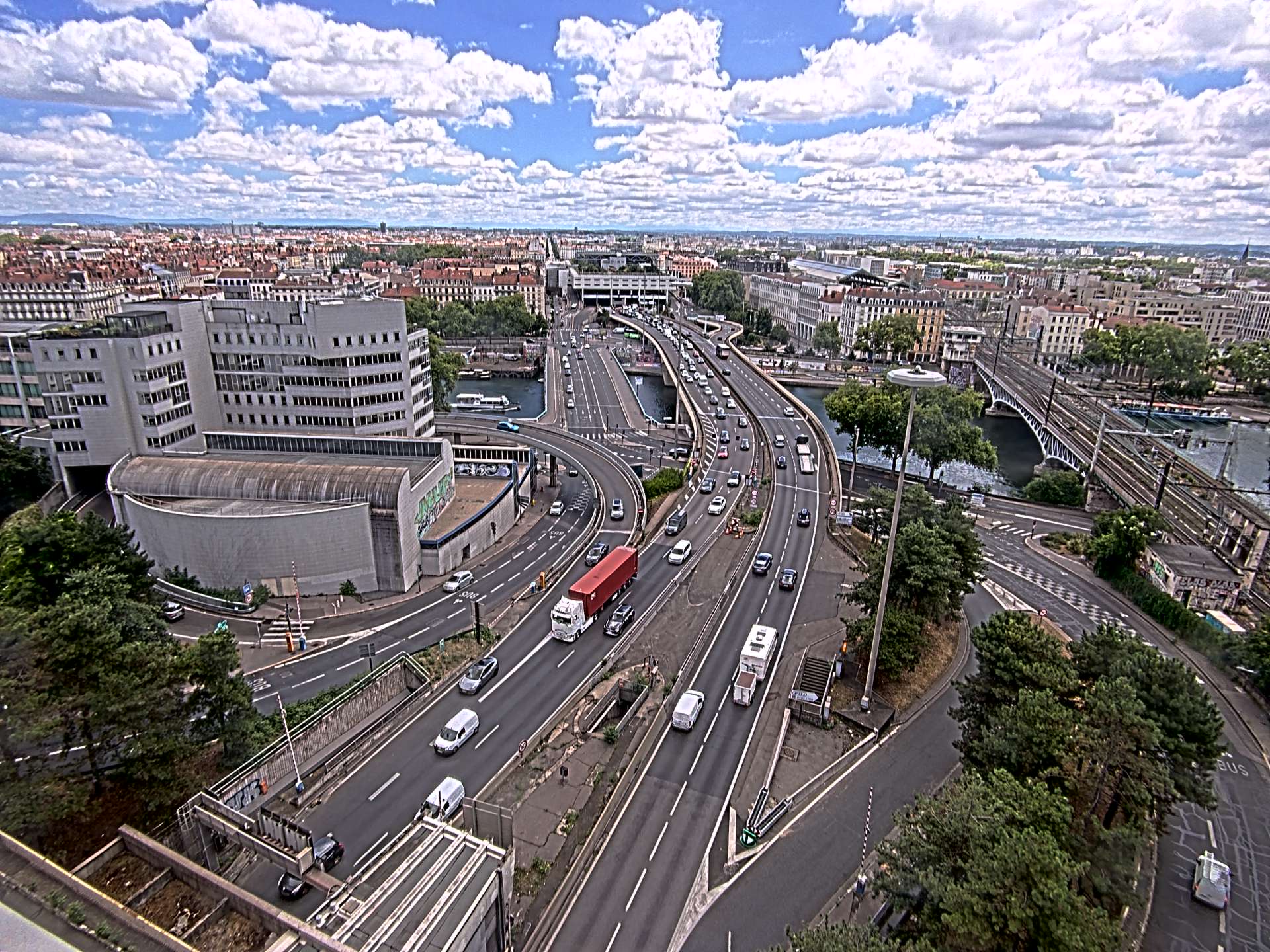 Caméra autoroute à Lyon Perrache à l'entrée Sud du Tunnel sous Fourvière, en direction de Marseille